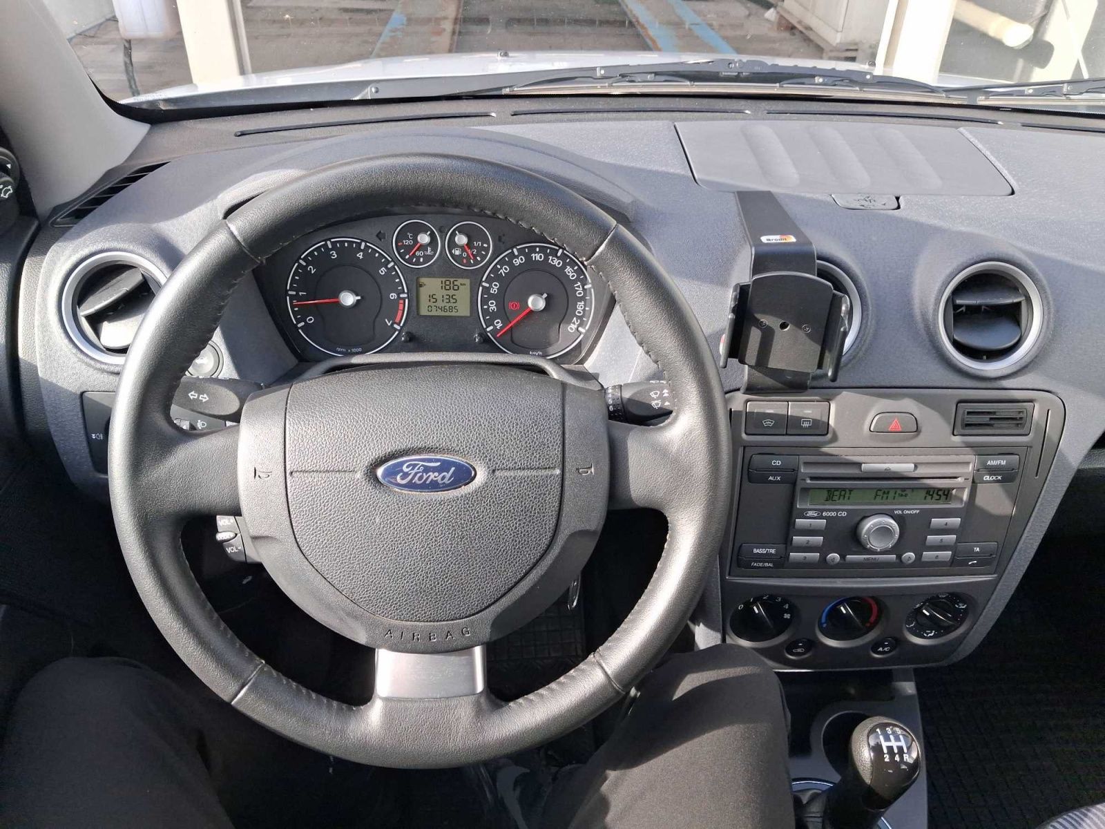 Ford Fusion, 1.4, ČR,1.maj - fotka 3