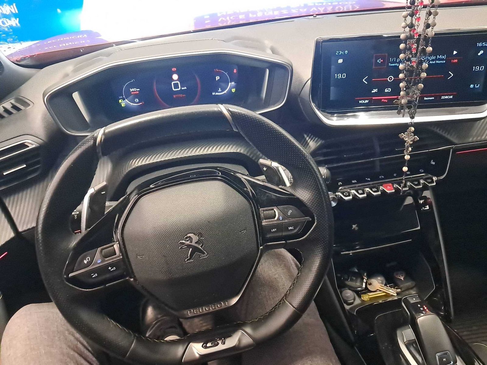 Peugeot 2008, 1.2 PureTech, GT, Automat - fotka 3