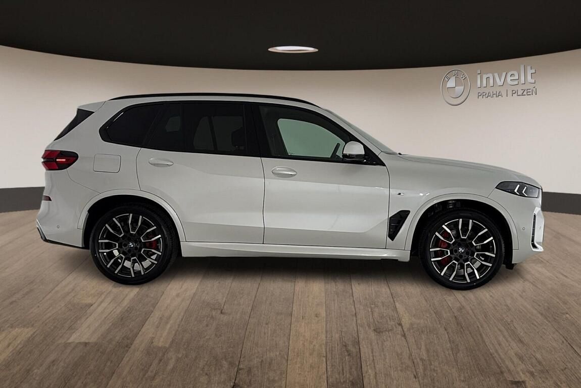 BMW X5, xDrive40i - fotka 2