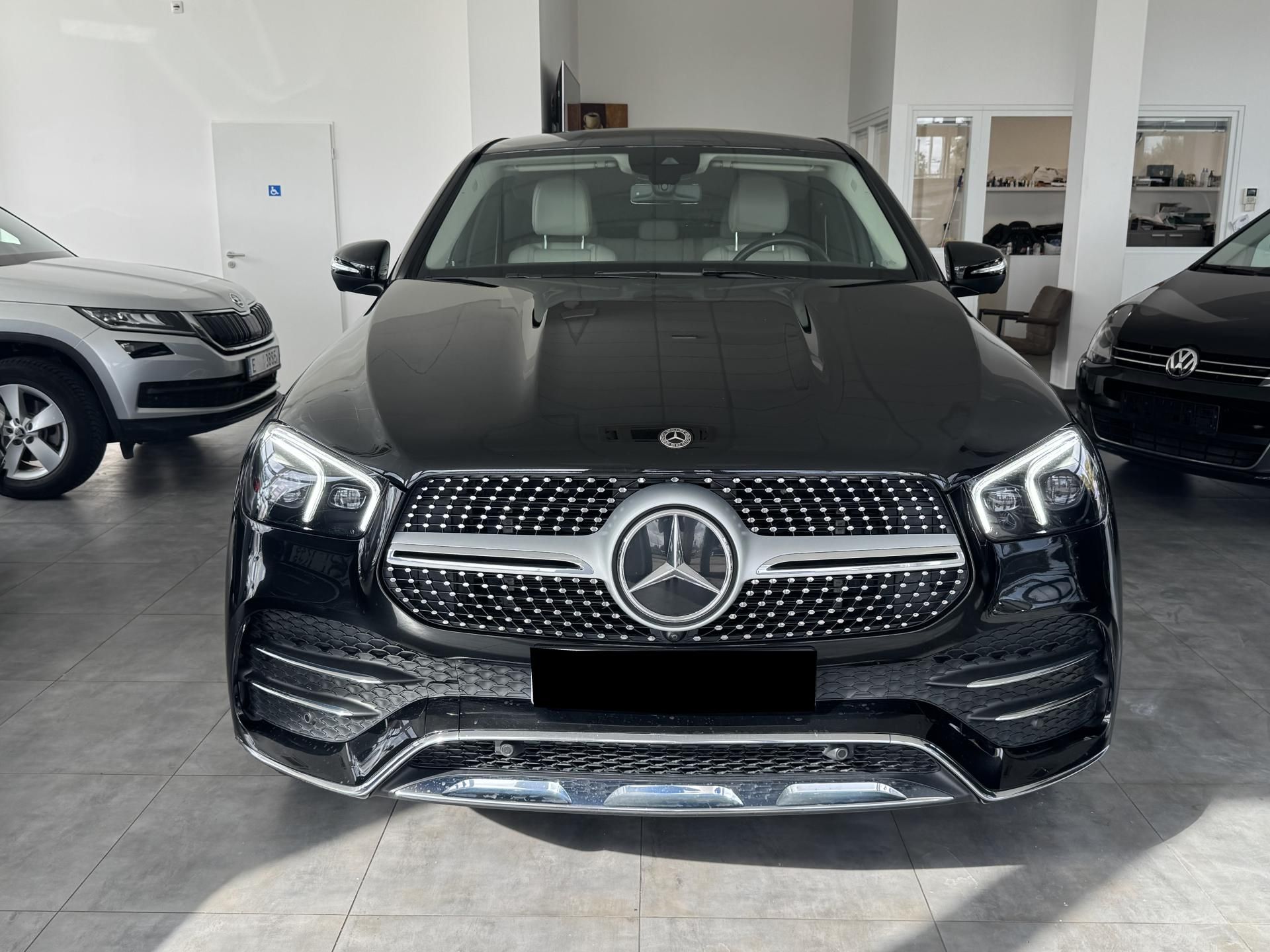 Mercedes-Benz GLE, 300d 4 MATIC AMG - fotka 2