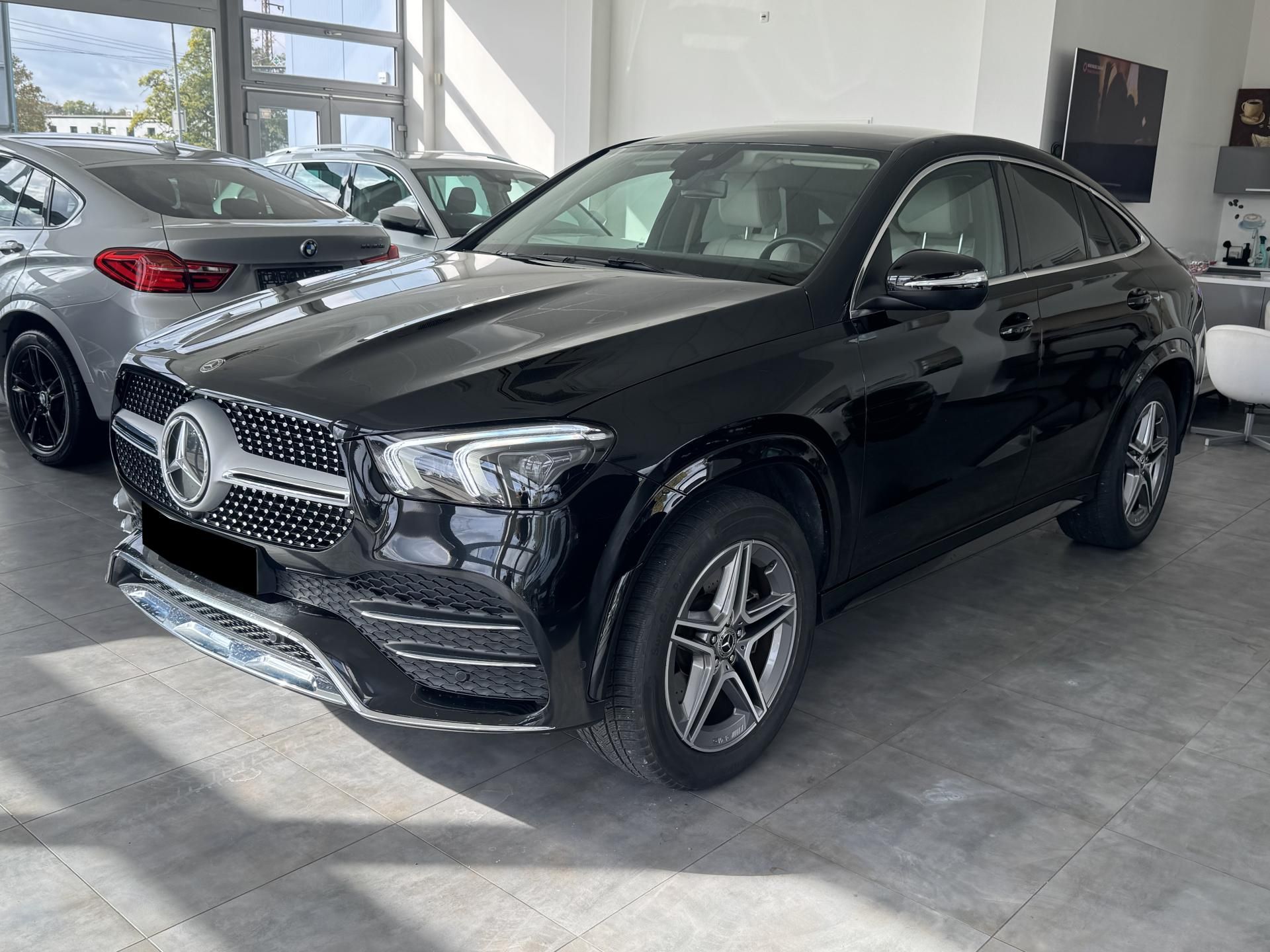 Mercedes-Benz GLE, 300d 4 MATIC AMG - fotka 3