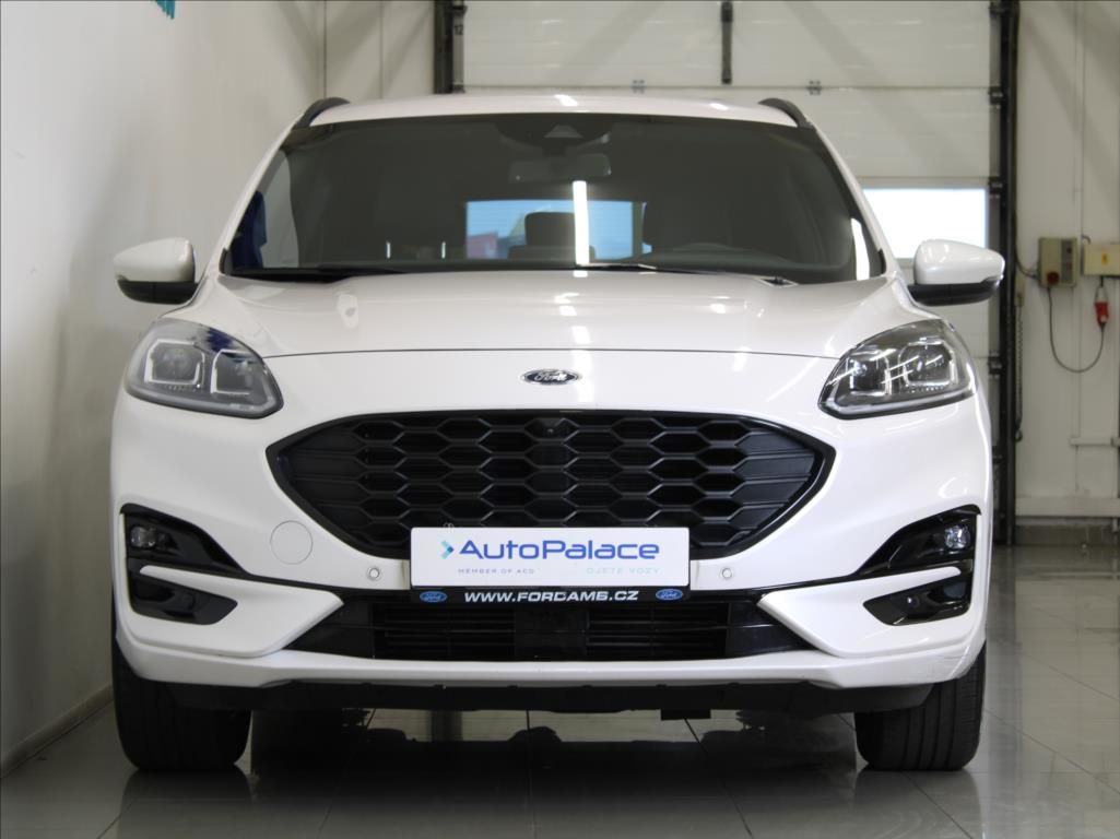 Ford Kuga, 1,5 EB 110kW ST-lien X 1.maj. - fotka 2