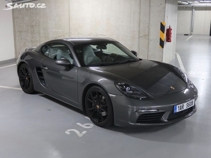Porsche Cayman, Výbava 90%/SportChrono/Carbon