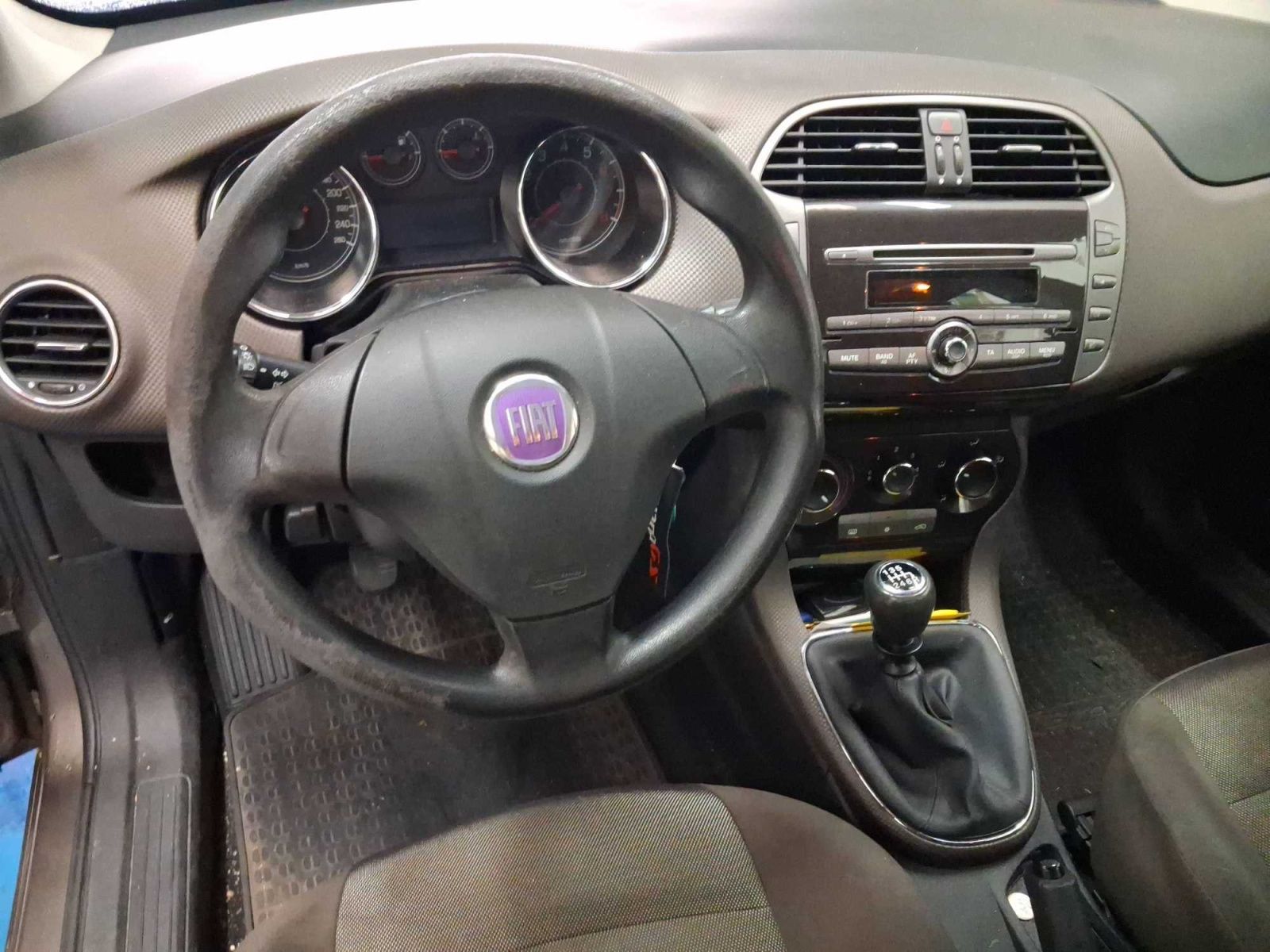 Fiat Bravo, 1.4 16V, ČR,1.maj, po STK - fotka 3