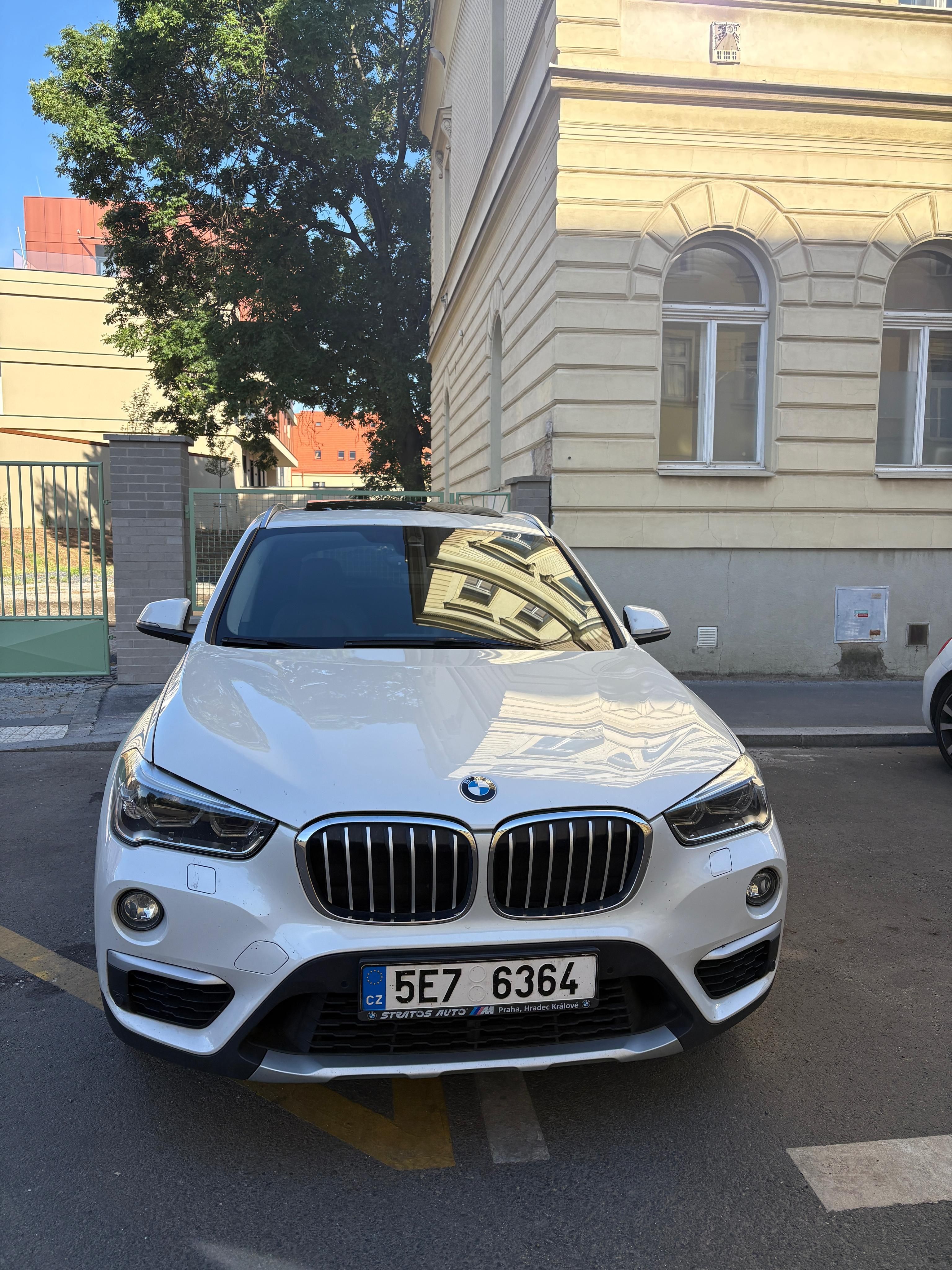 BMW X1, xDrive25d, kůže, panorama, ČR