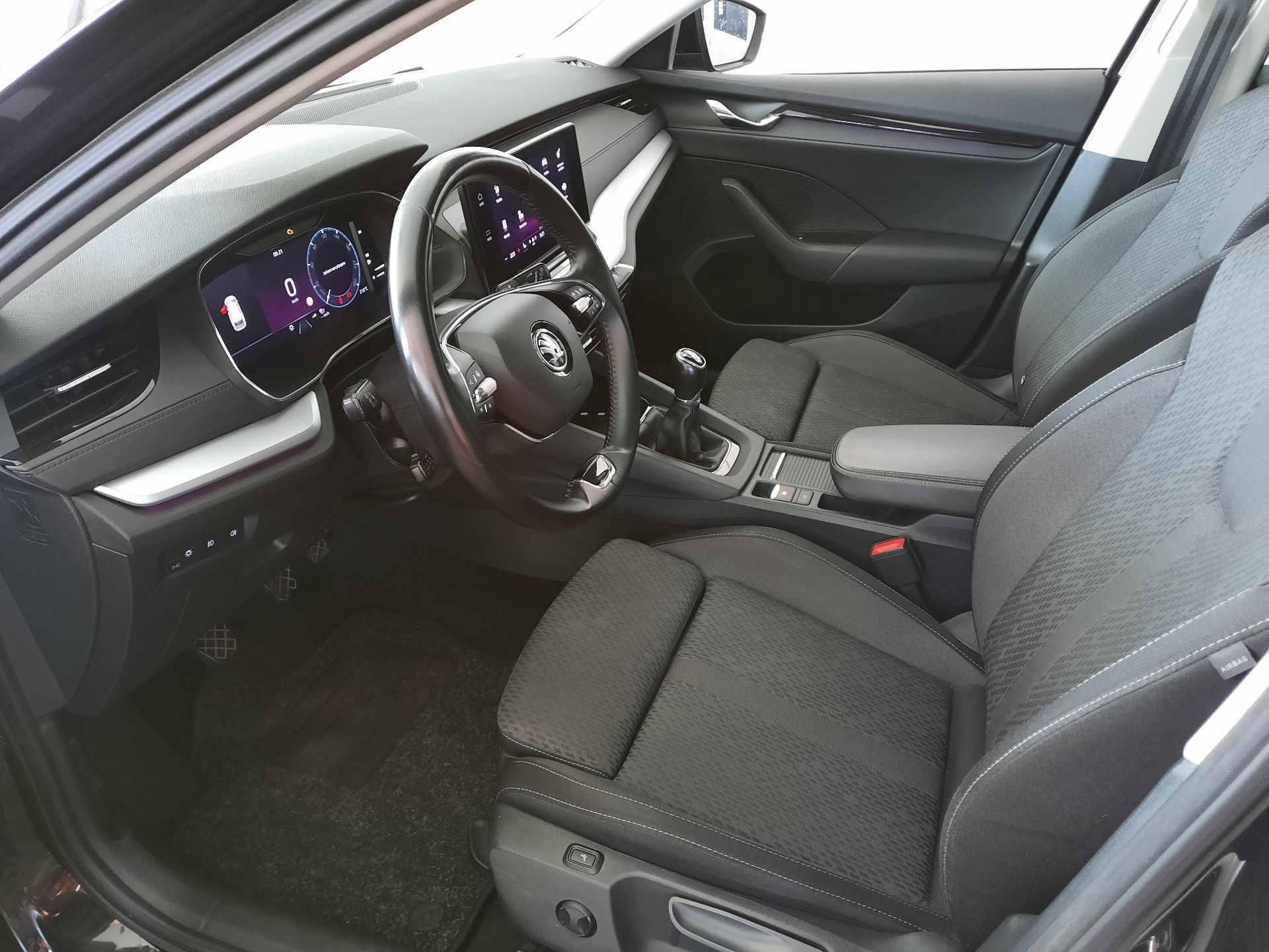 Škoda Octavia, Combi 2.0 TDI (110kW/150k) - fotka 6