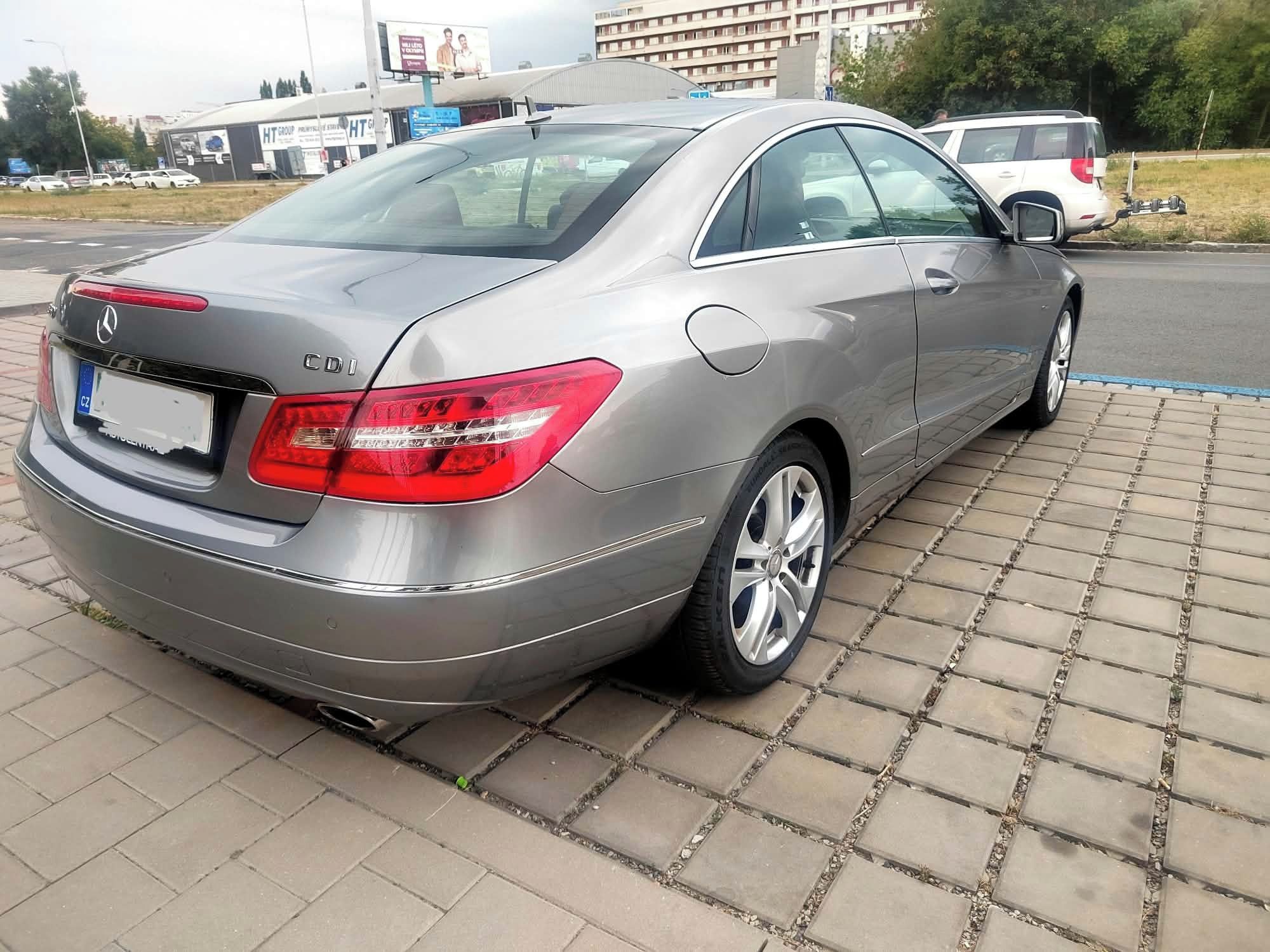 Mercedes-Benz Třídy E, Mercedes E 350 CDI, Kupé - fotka 5