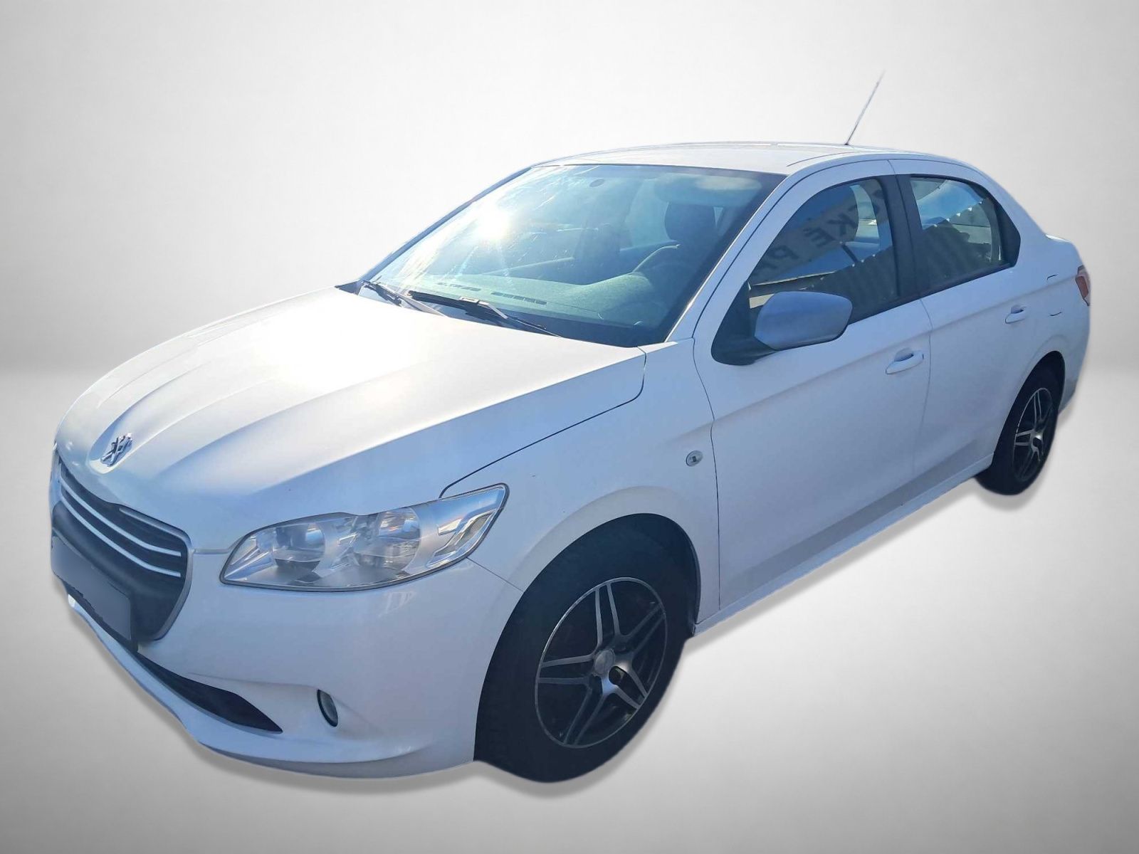 Peugeot 301, 1.2 VTi, po STK, oblíbený vůz