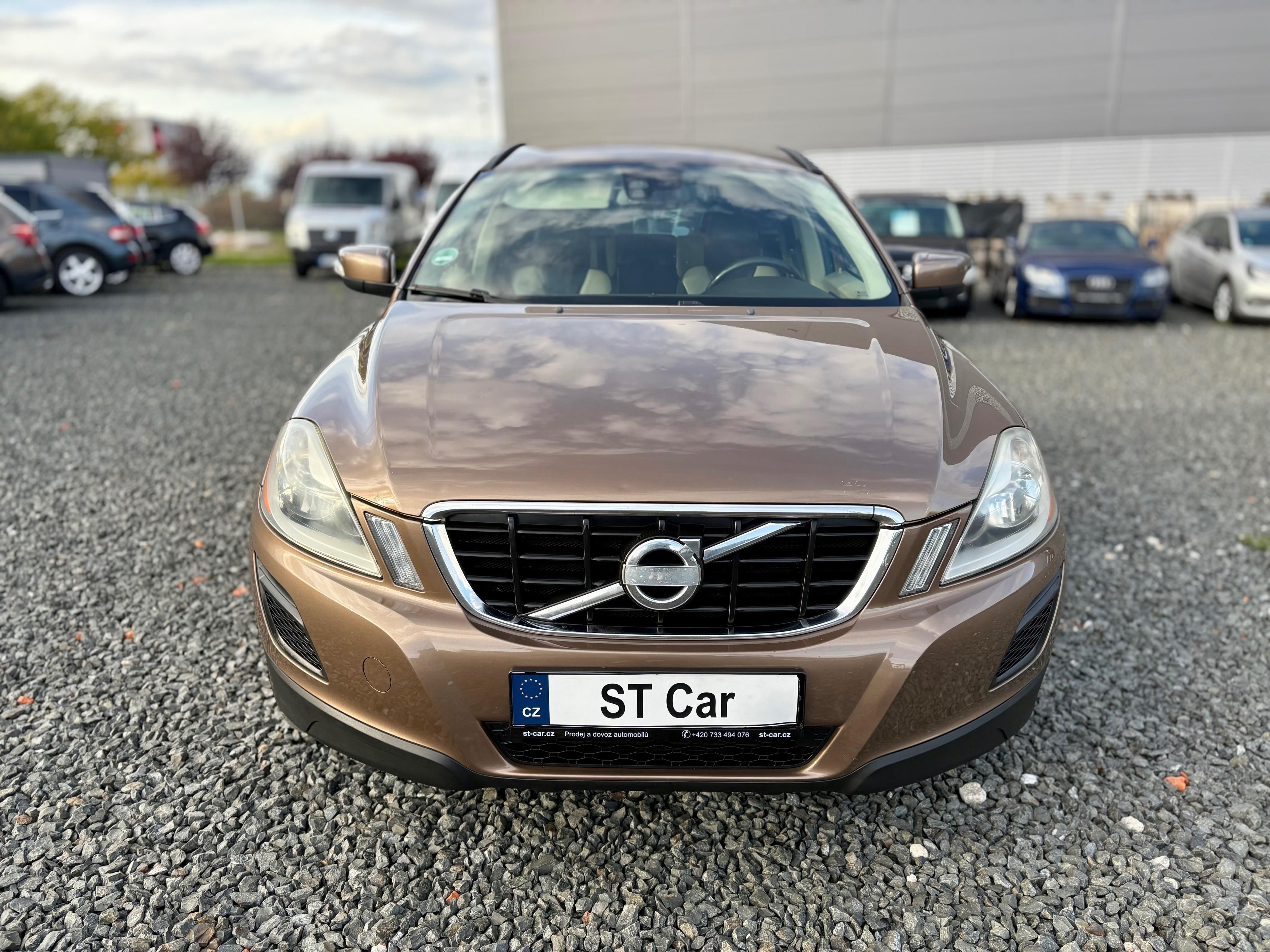 Volvo XC60, 2.4D5 151kw AWD Aut. Pův. ČR - fotka 2