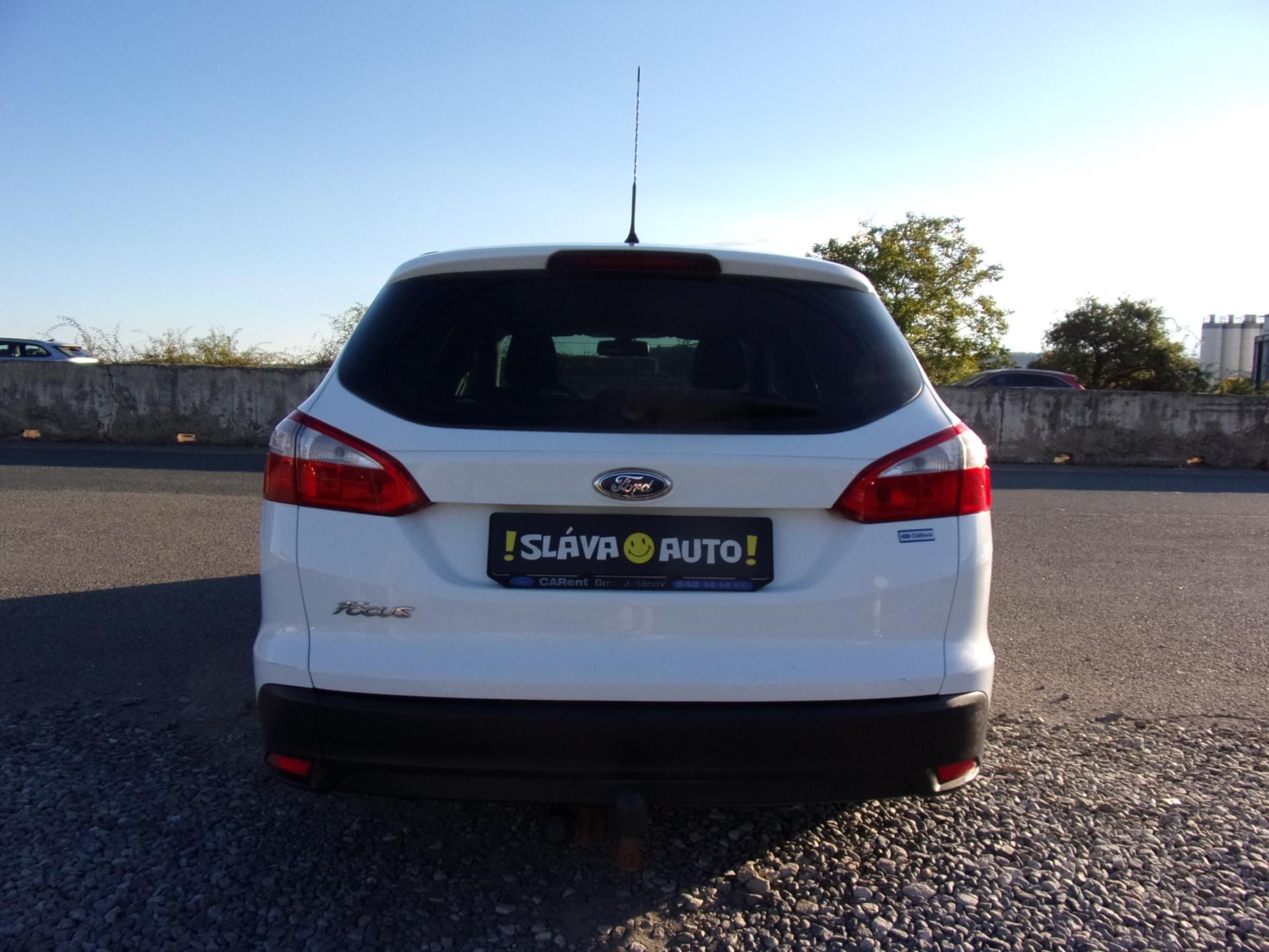 Ford Focus, 1.6 TDCi 70kW ČR TAŽNÉ VÝHŘEVY - fotka 6