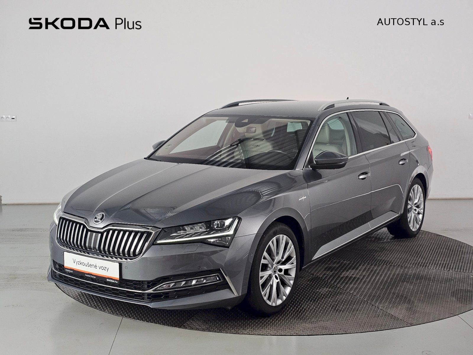 Škoda Superb, COMBI 2.0TSI 206kW 4X4 Laurin