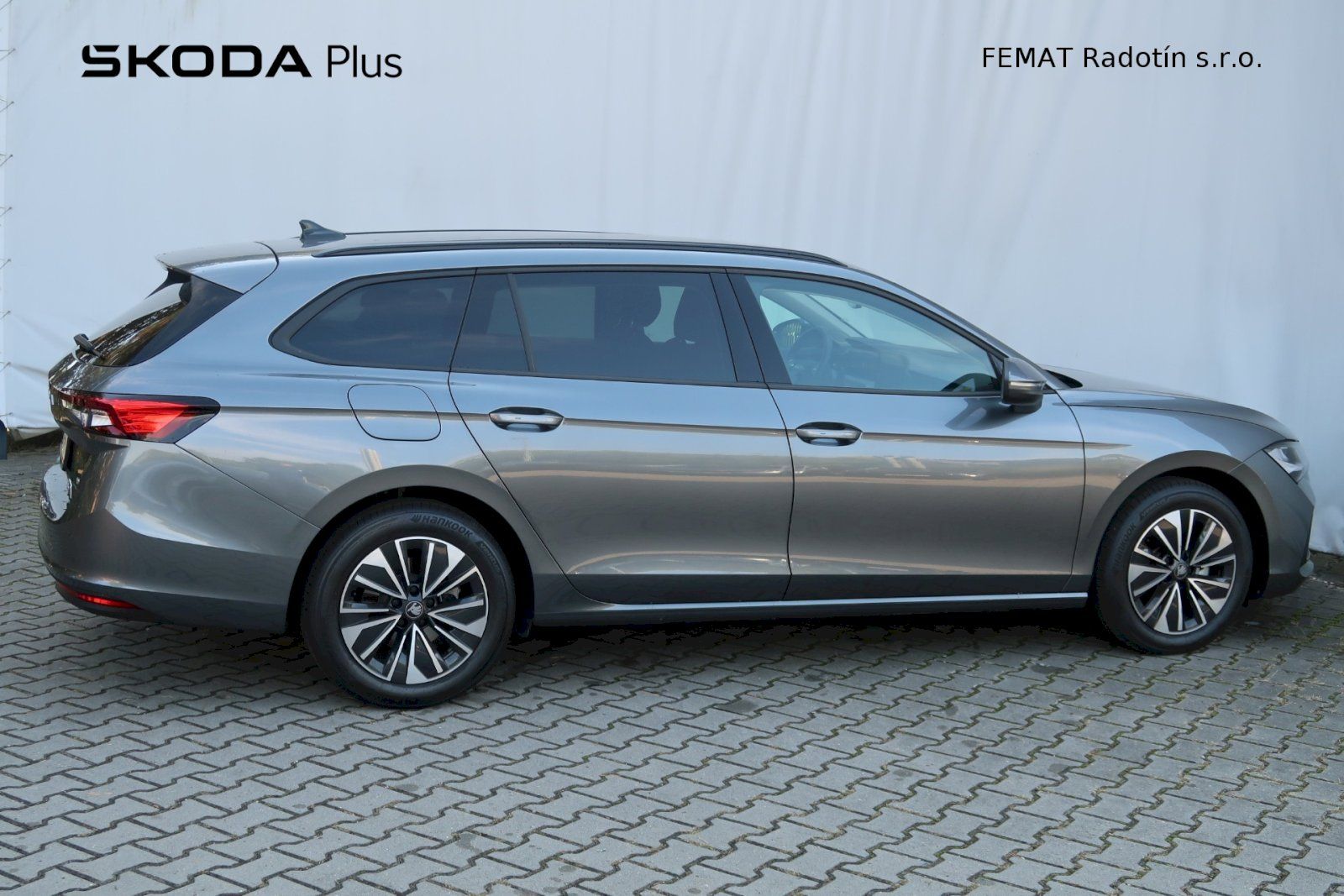 Škoda Superb, Combi  Selection 1,5 TSi e- Te - fotka 3