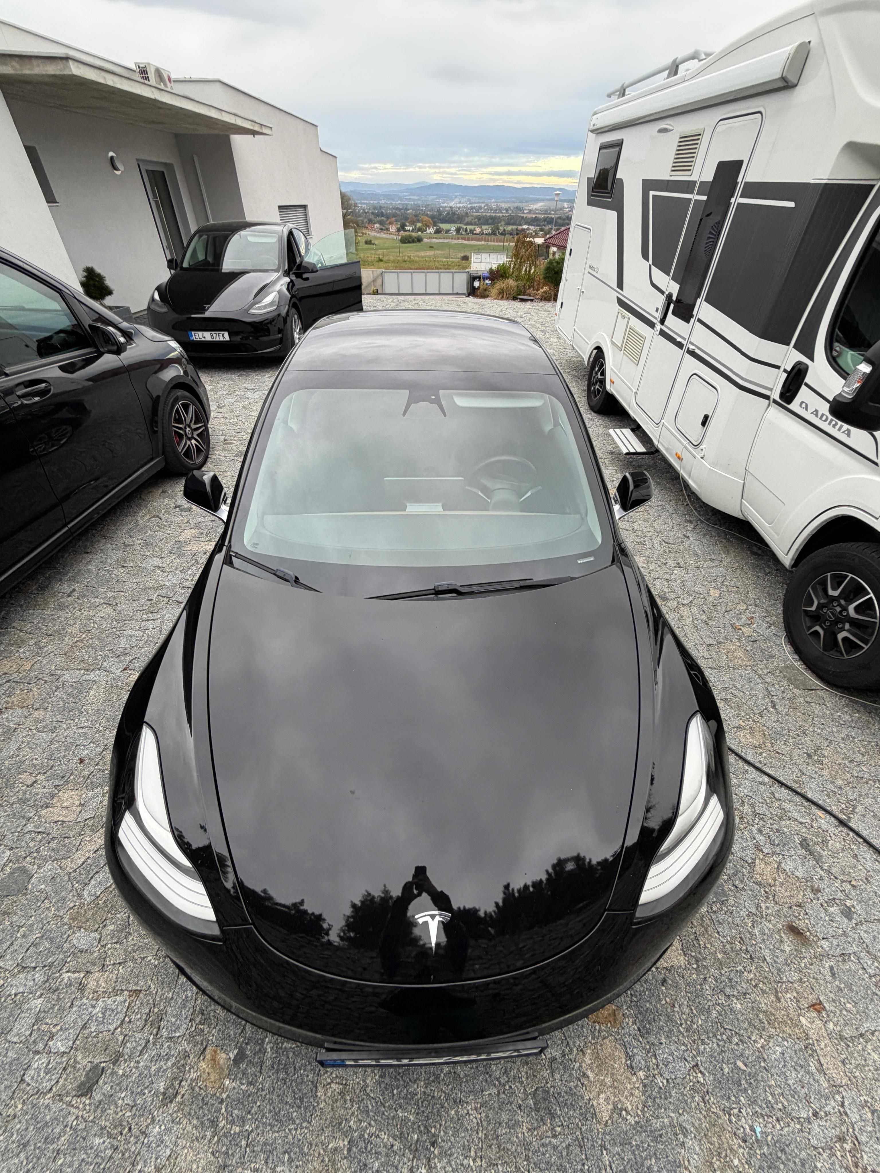 Tesla Model 3, Long Range 4WD 78kWh, SoH 84% - fotka 6