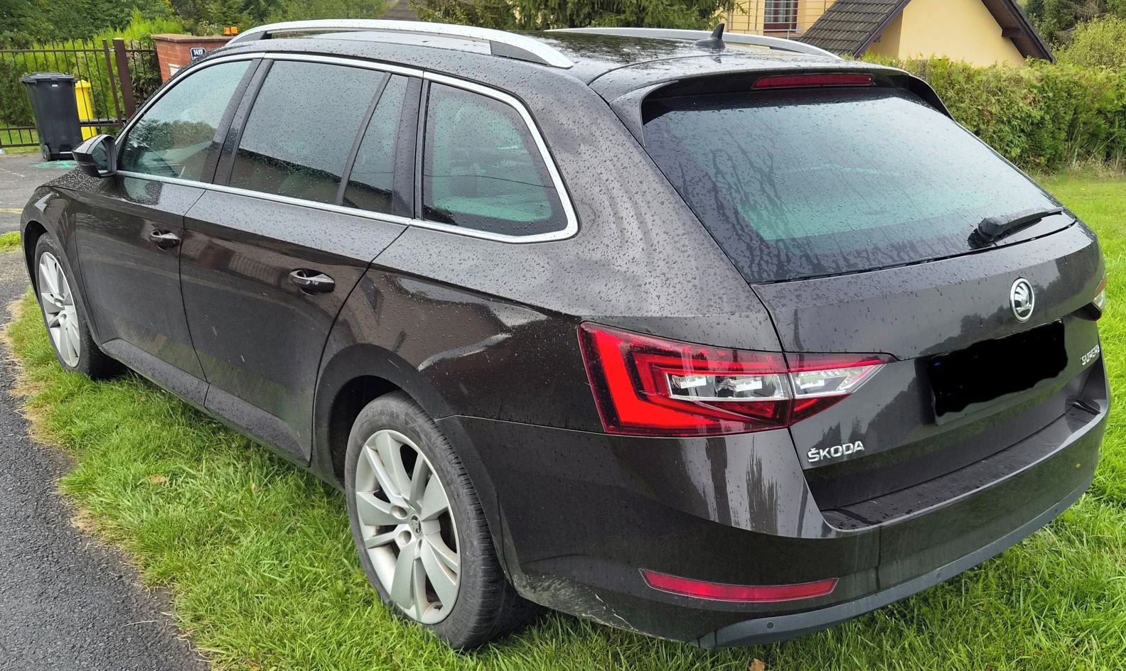 Škoda Superb, III Style Plus Kombi TDI - fotka 2