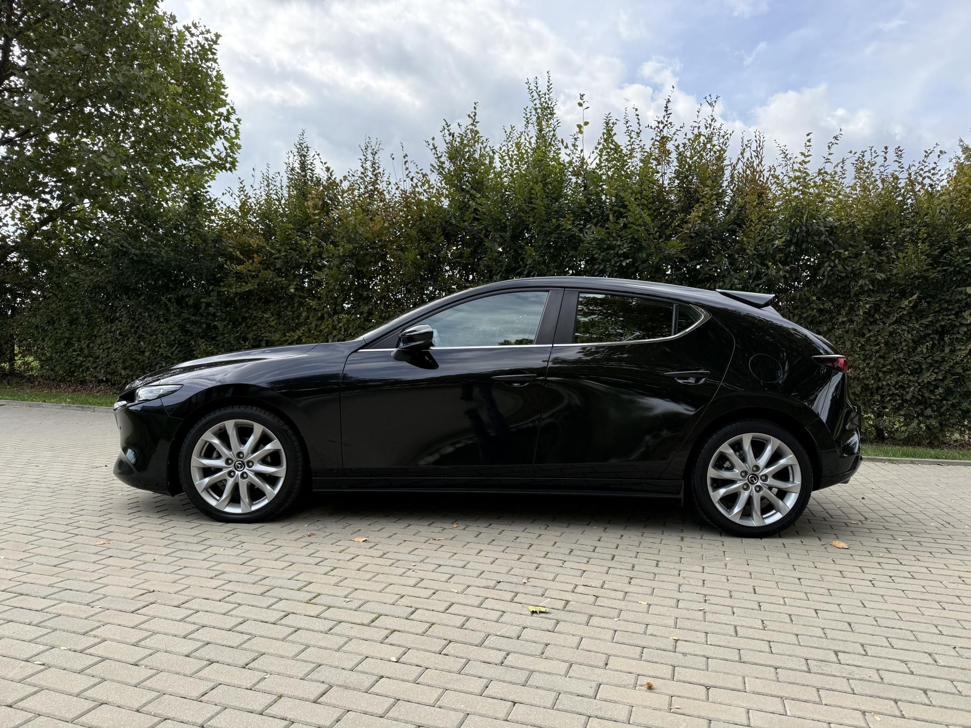 Mazda 3, 2.0 Skyactiv-X Mild-Hybrid - fotka 5