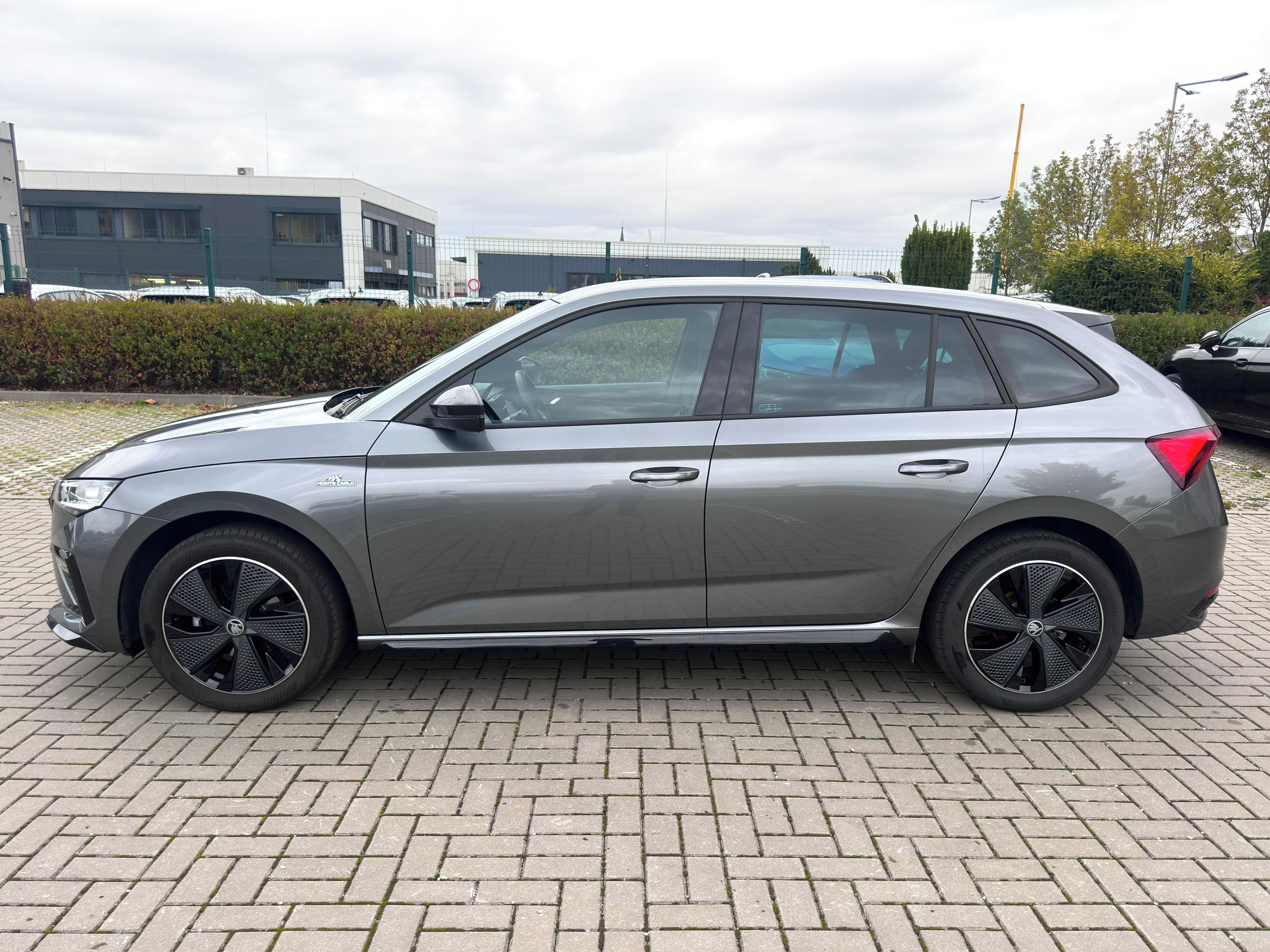 Škoda Scala, Monte Carlo TSI 85 kW DSG - fotka 2