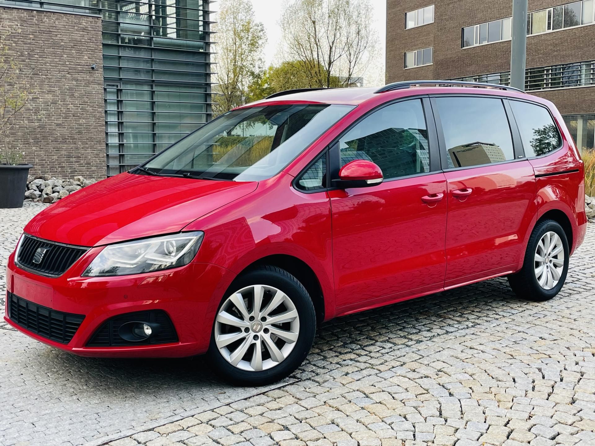 Seat Alhambra, 2.0TDI MAN 7MÍST SERVISKA 1MAJ - fotka 3