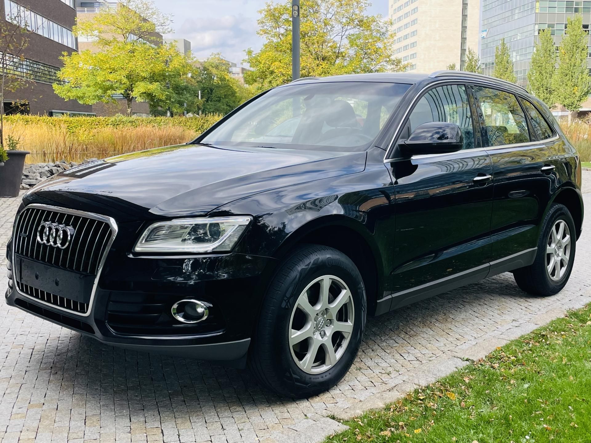 Audi Q5, 2.0TDI MANUÁL QUATTRO SERVISKA - fotka 5