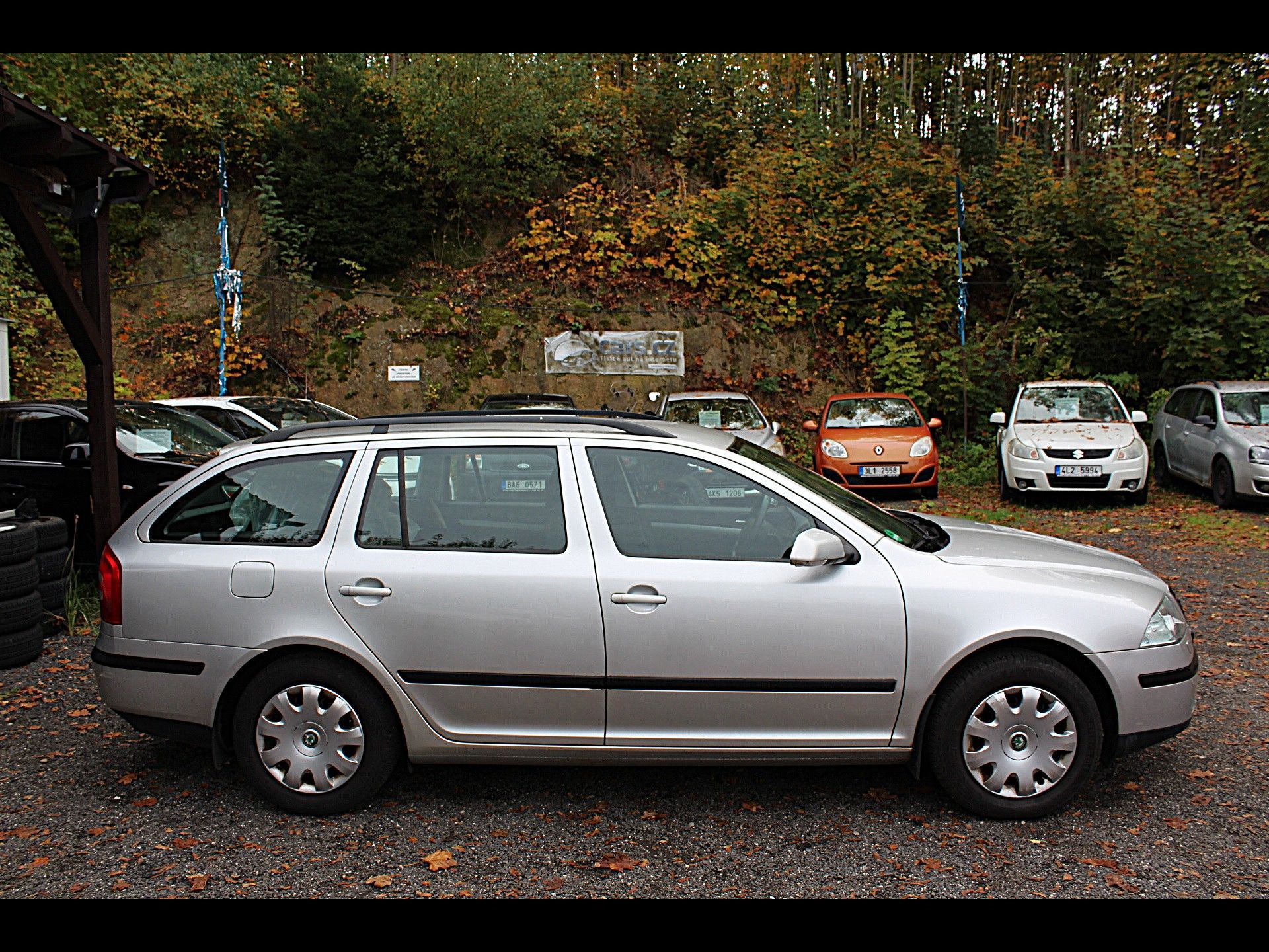 Škoda Octavia, Kombi II. 1.6 MPi - fotka 6