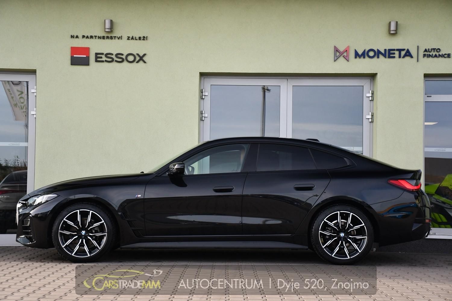 BMW Řada 4, 420d xDrive M-SPORT ČR 1.MAJ - fotka 2