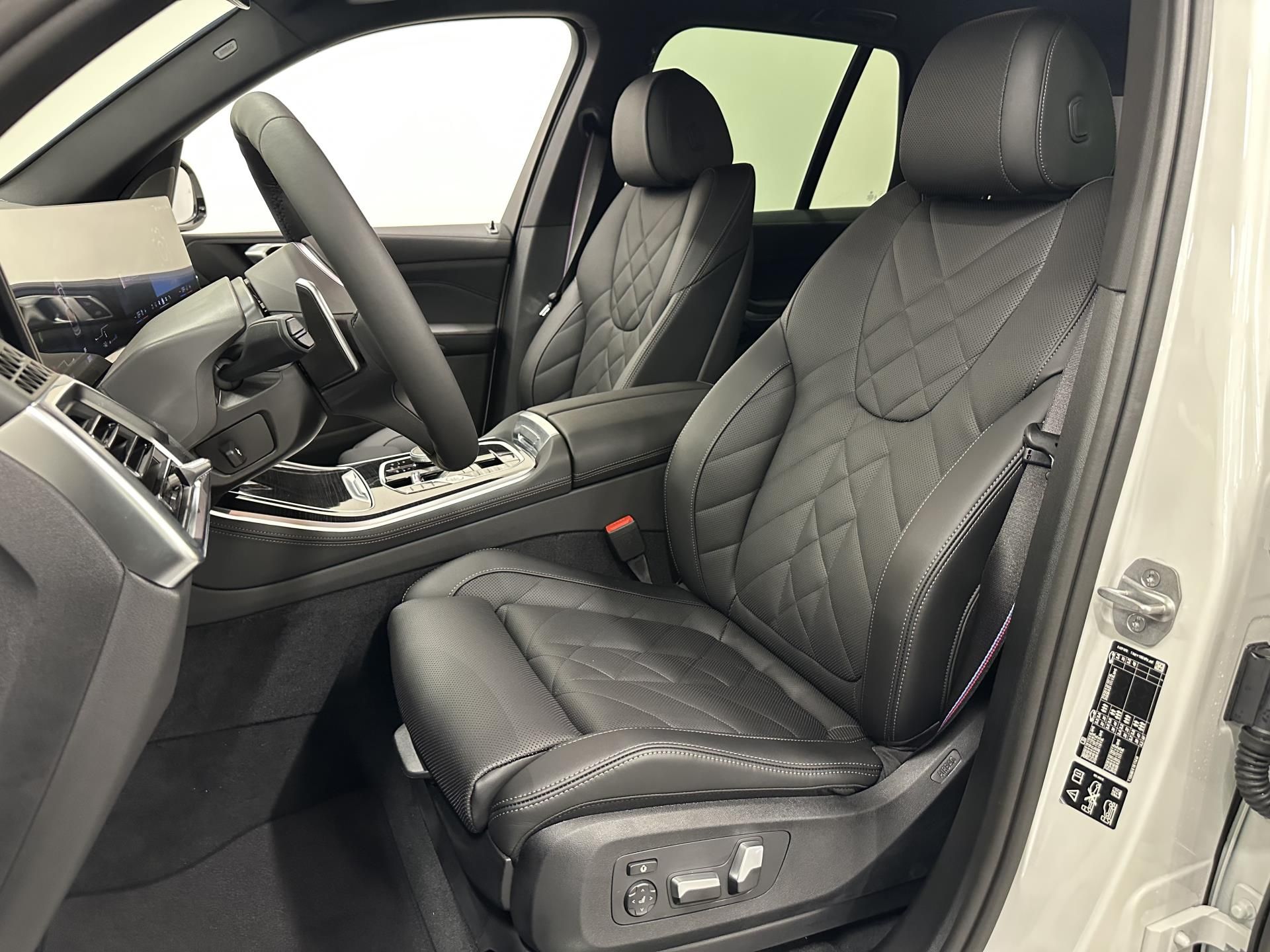 BMW X5, X5 xDrive 30d - fotka 6