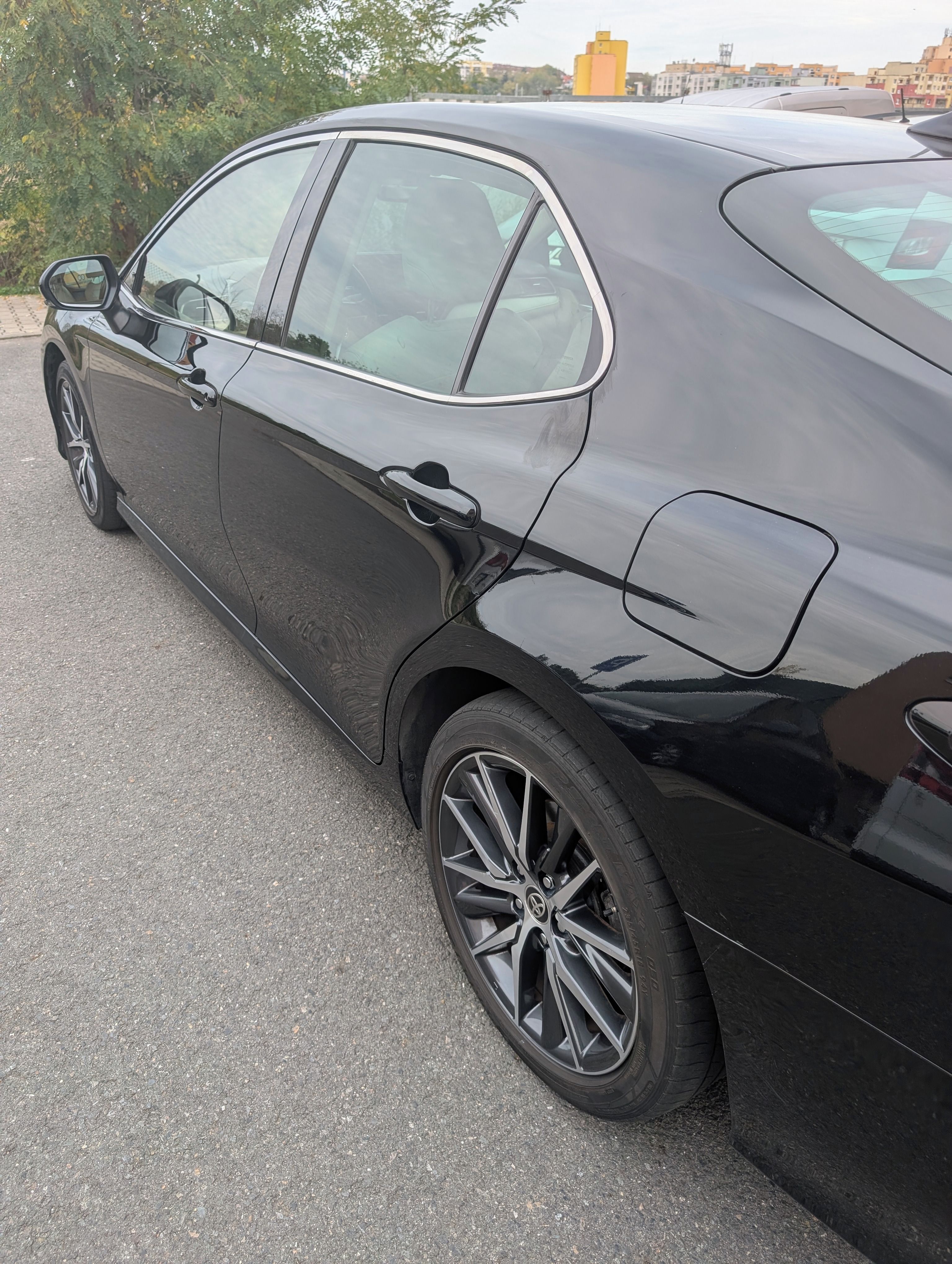 Toyota Camry, 2,5 Hybrid, Prestige, nová TK - fotka 3