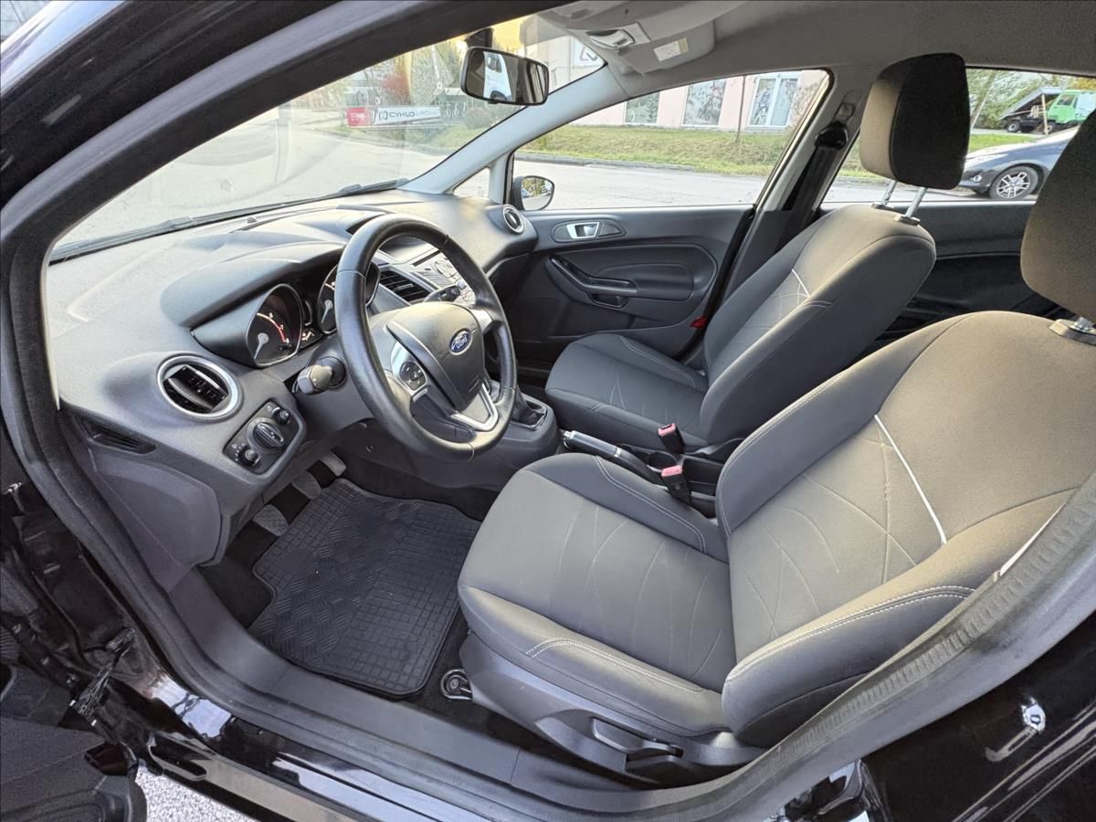 Ford Fiesta, 1,2 i 60kW CZ,5Dv,Klima,Výhřev - fotka 3