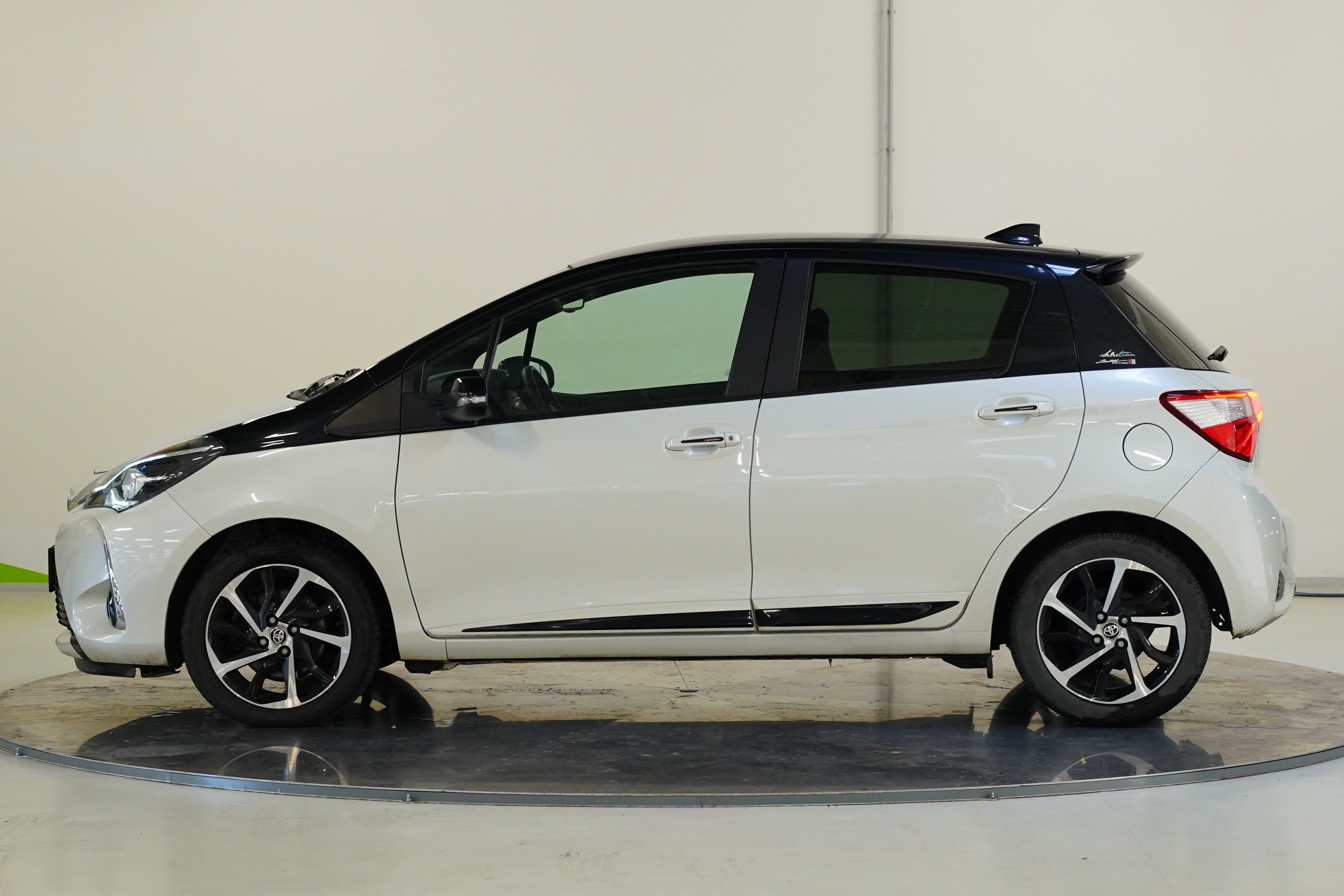 Toyota Yaris, 1:5 VVT-i 82kW - fotka 3