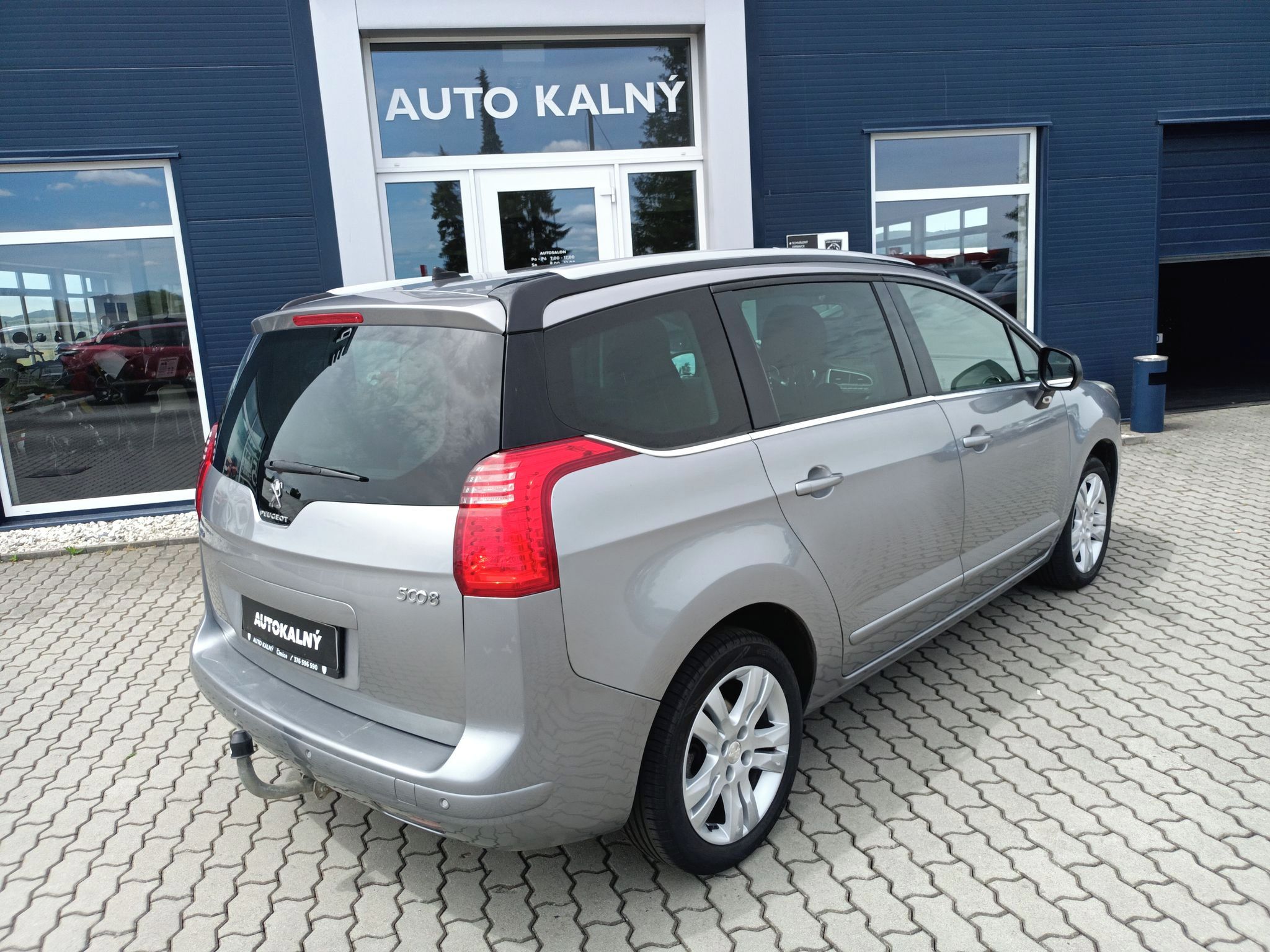 Peugeot 5008, Allure 1,6 BlueHDi, 120k EAT6 - fotka 4