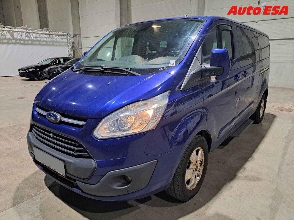 Ford Tourneo Custom, 2.0TDCi L2 9míst,Limited - fotka 2