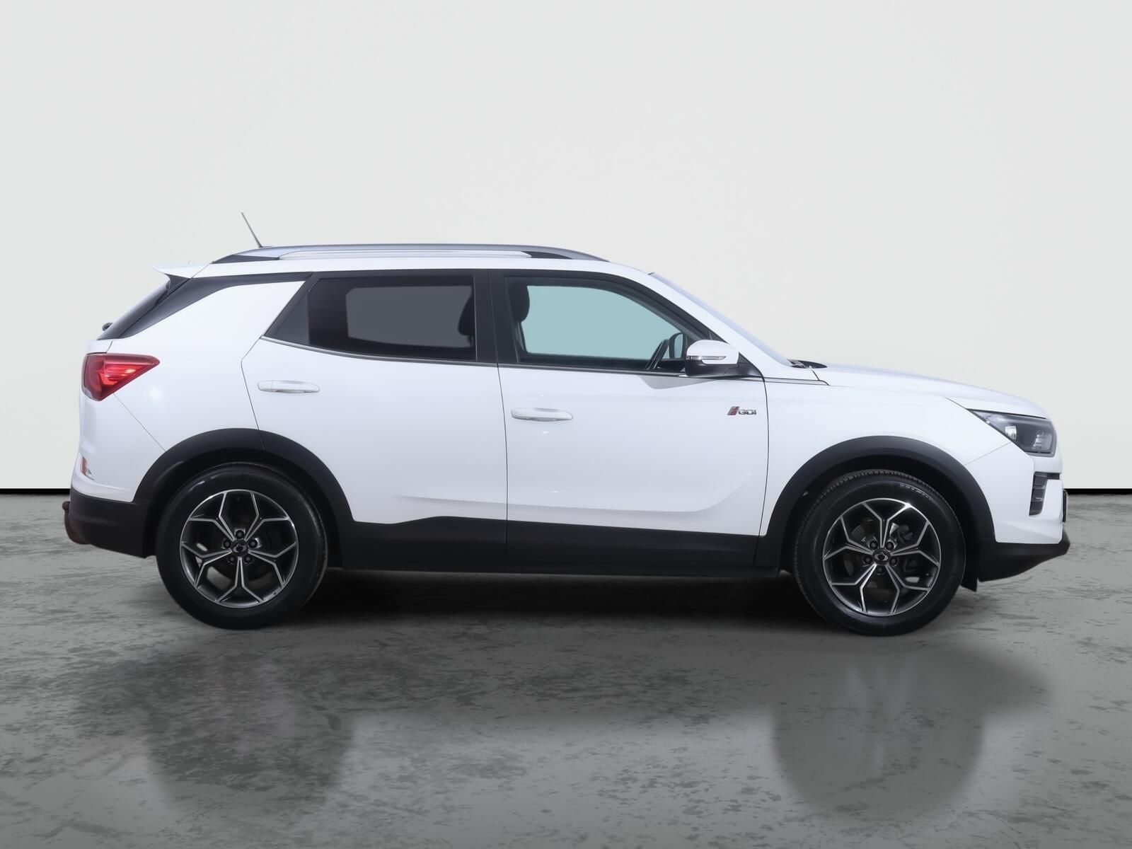SsangYong Korando, 1.5 T-GDI, Style, 4X4 - fotka 6