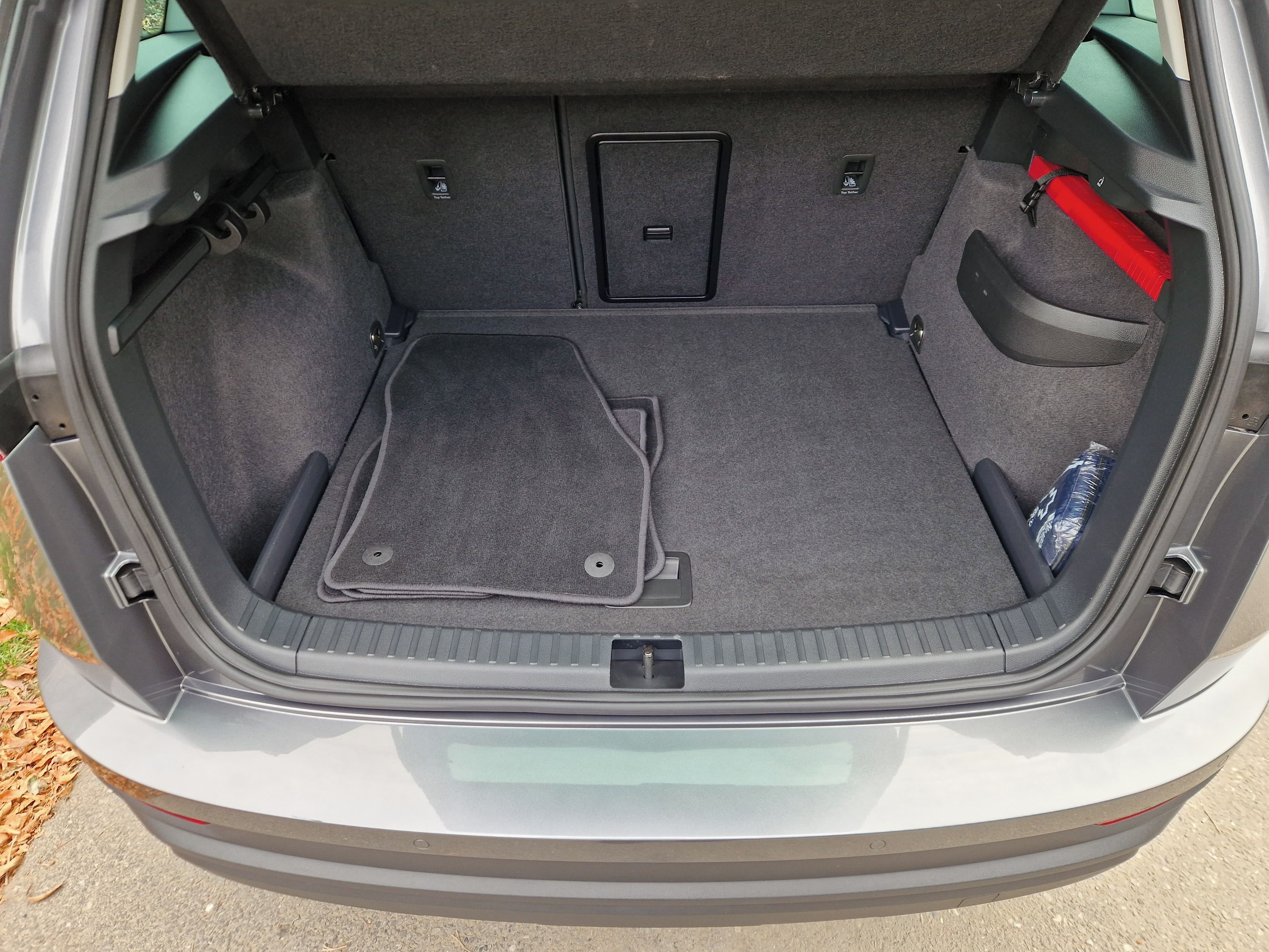 Škoda Karoq, 1,5 TSI  110 KW  DSG - fotka 6