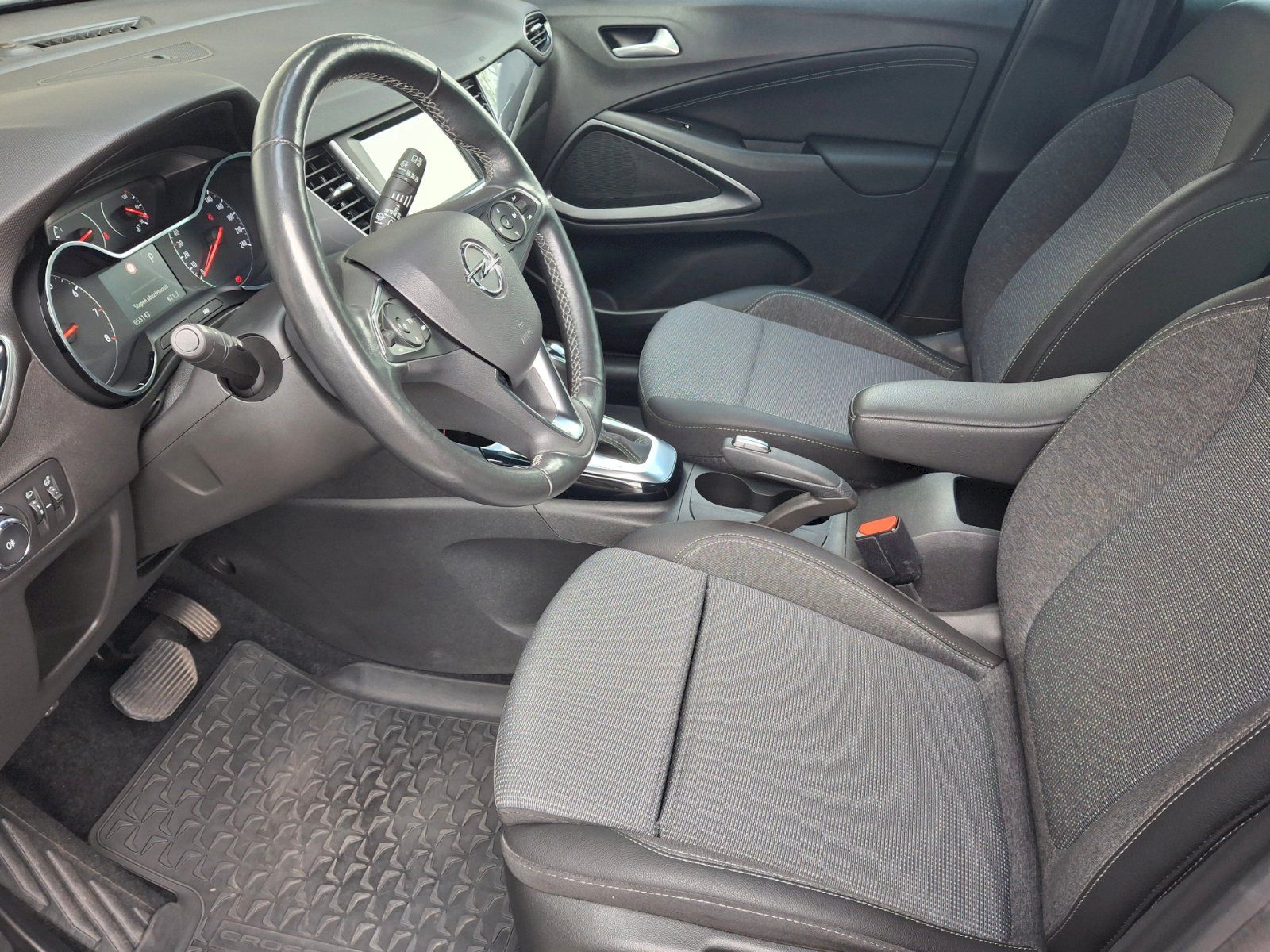 Opel Crossland, Elegance Automat 1,2Turbo 96kW - fotka 6
