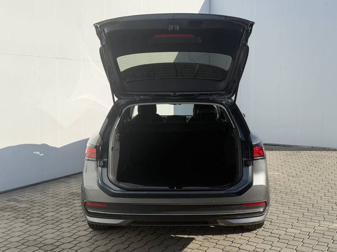 Volkswagen Passat, Life 7DSG mHEV 1,5eTSI - fotka 4
