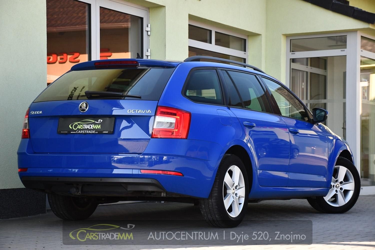 Škoda Octavia, 1,6TDi MT CARPLAY TAŽNÉ - fotka 5