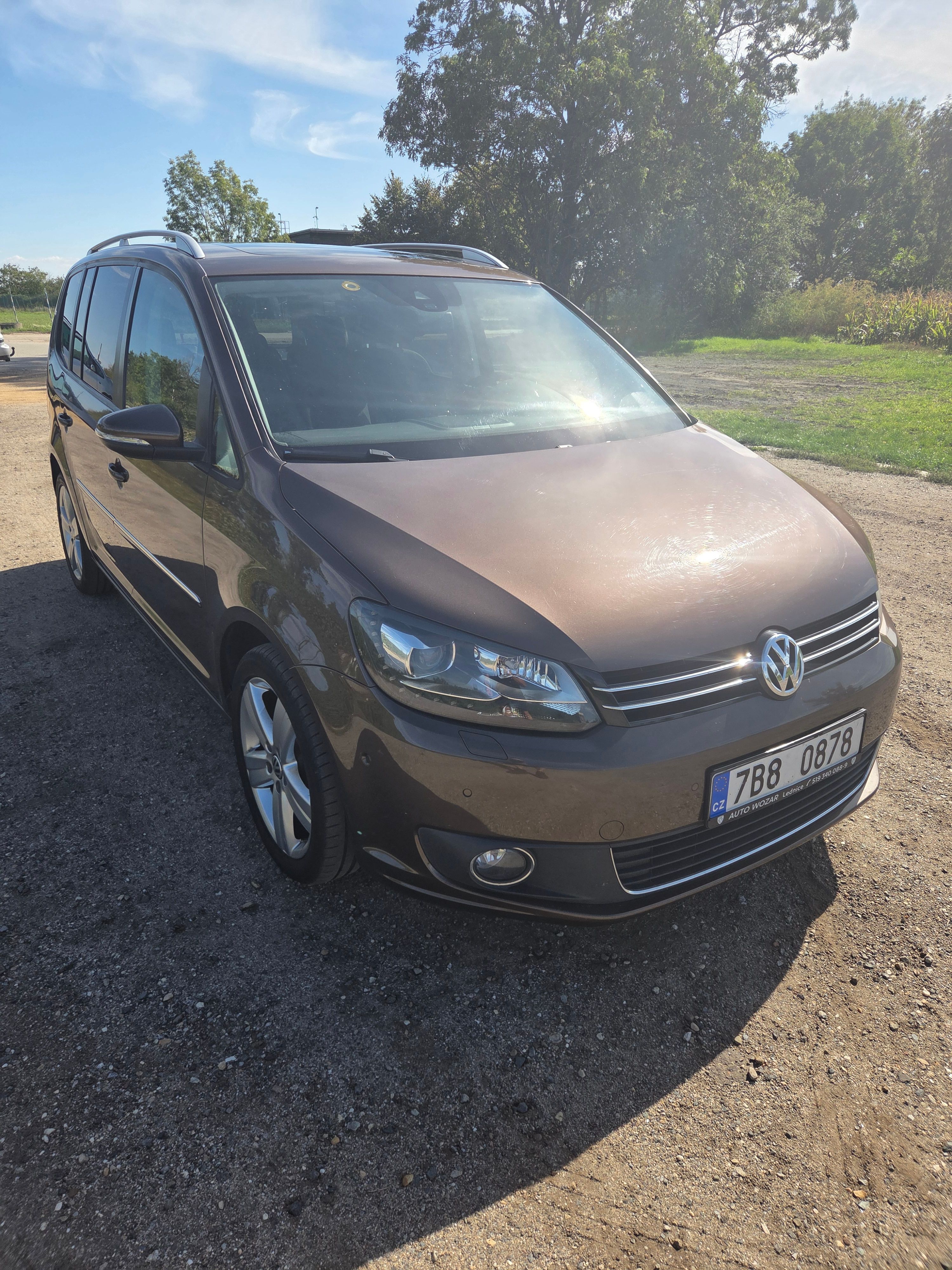 Volkswagen Touran, 2,0 TDI, dsg, nájezd 117 tis. - fotka 3