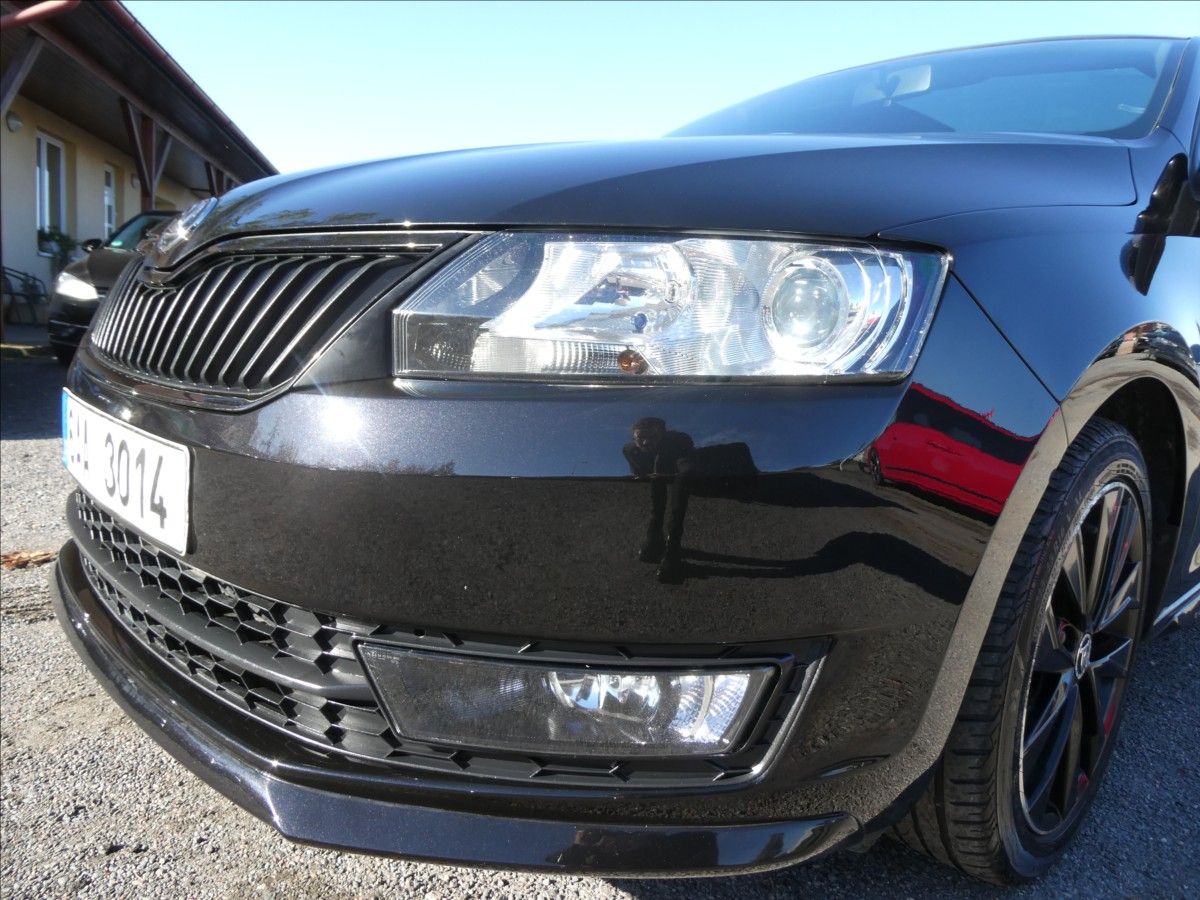 Škoda Rapid, 1,6 TDi 85kW MonteCarlo, ČR - fotka 4