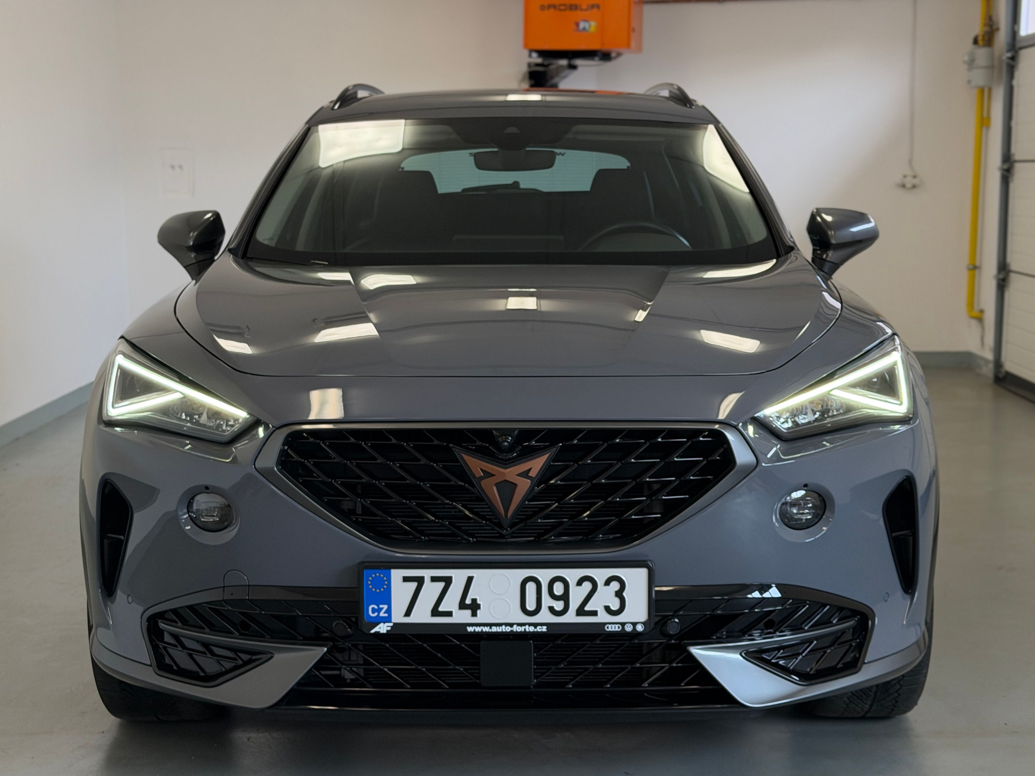 Cupra Formentor, 1,5TSI 110KW DSG 1 Maj ZÁRUKA - fotka 3