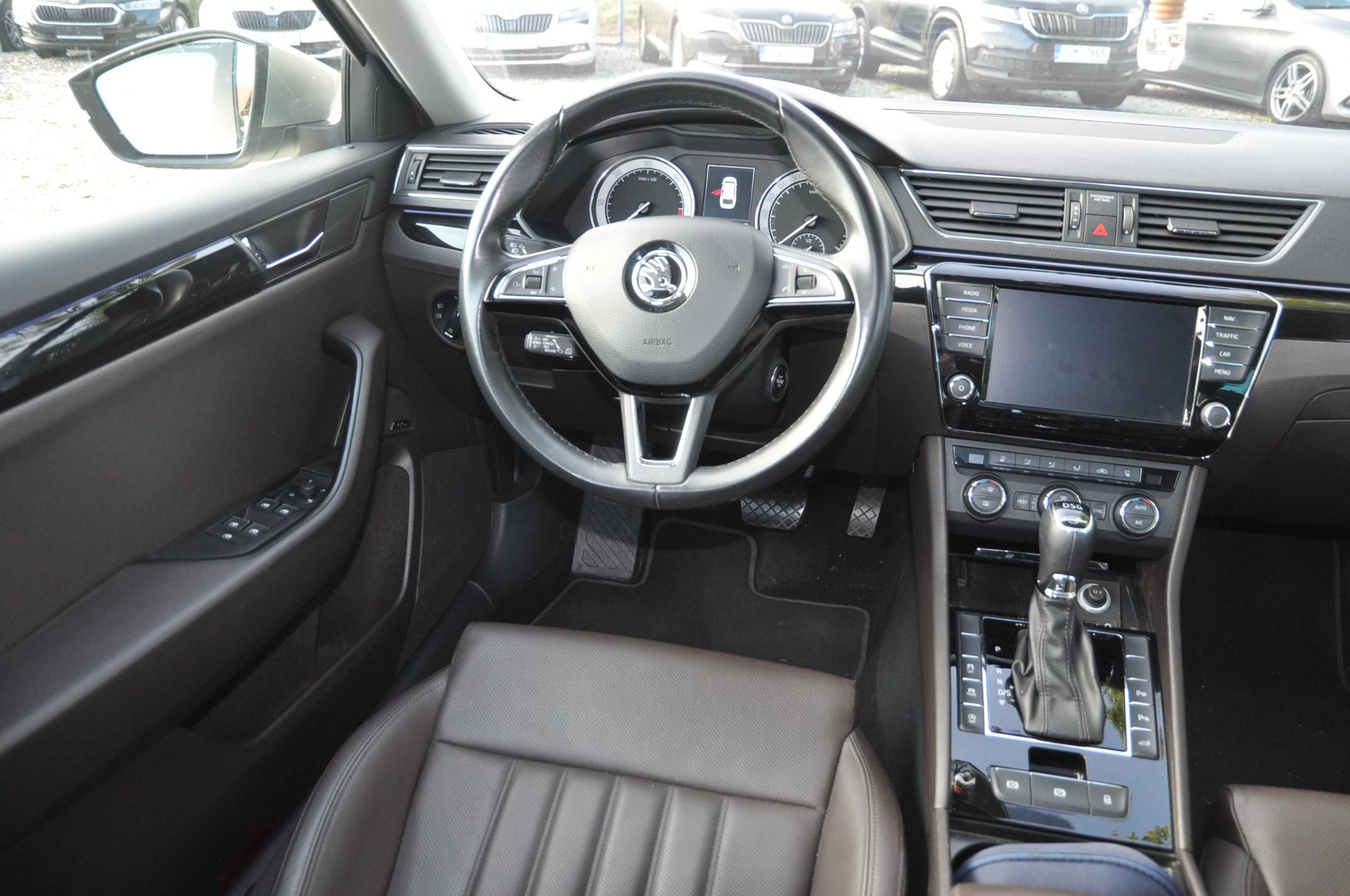 Škoda Superb, III 2.0TDI 140kW KOMBI L+K - fotka 5