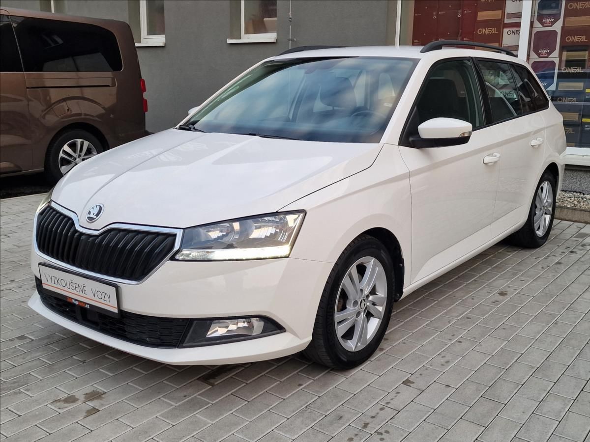Škoda Fabia, 1.0 TSI 70kW Combi Tour,1.Maj - fotka 5