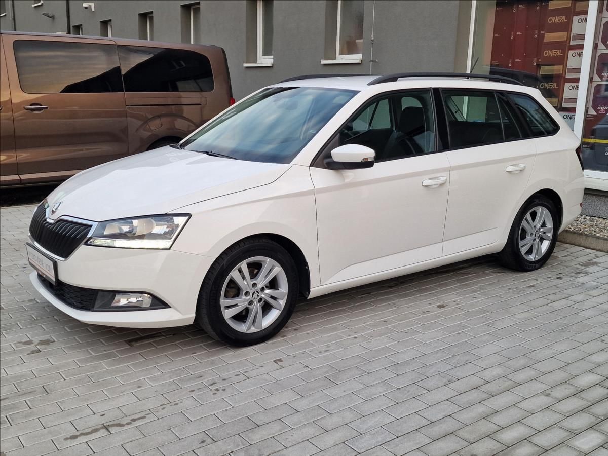 Škoda Fabia, 1.0 TSI 70kW Combi Tour,1.Maj - fotka 6