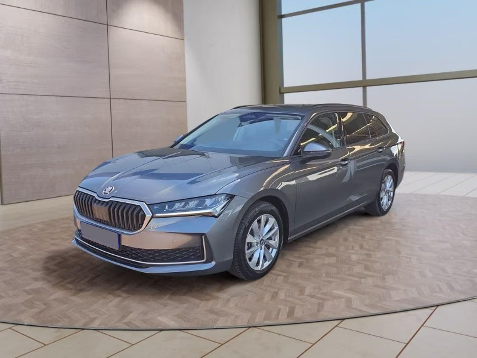 Škoda Superb, TDI DCC Kamera ACC