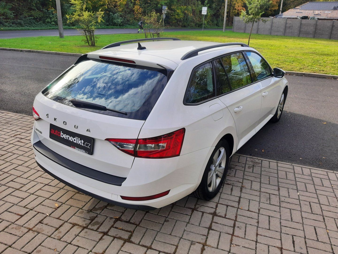 Škoda Superb, 2.0TDi 110kW DSG DPH - fotka 4