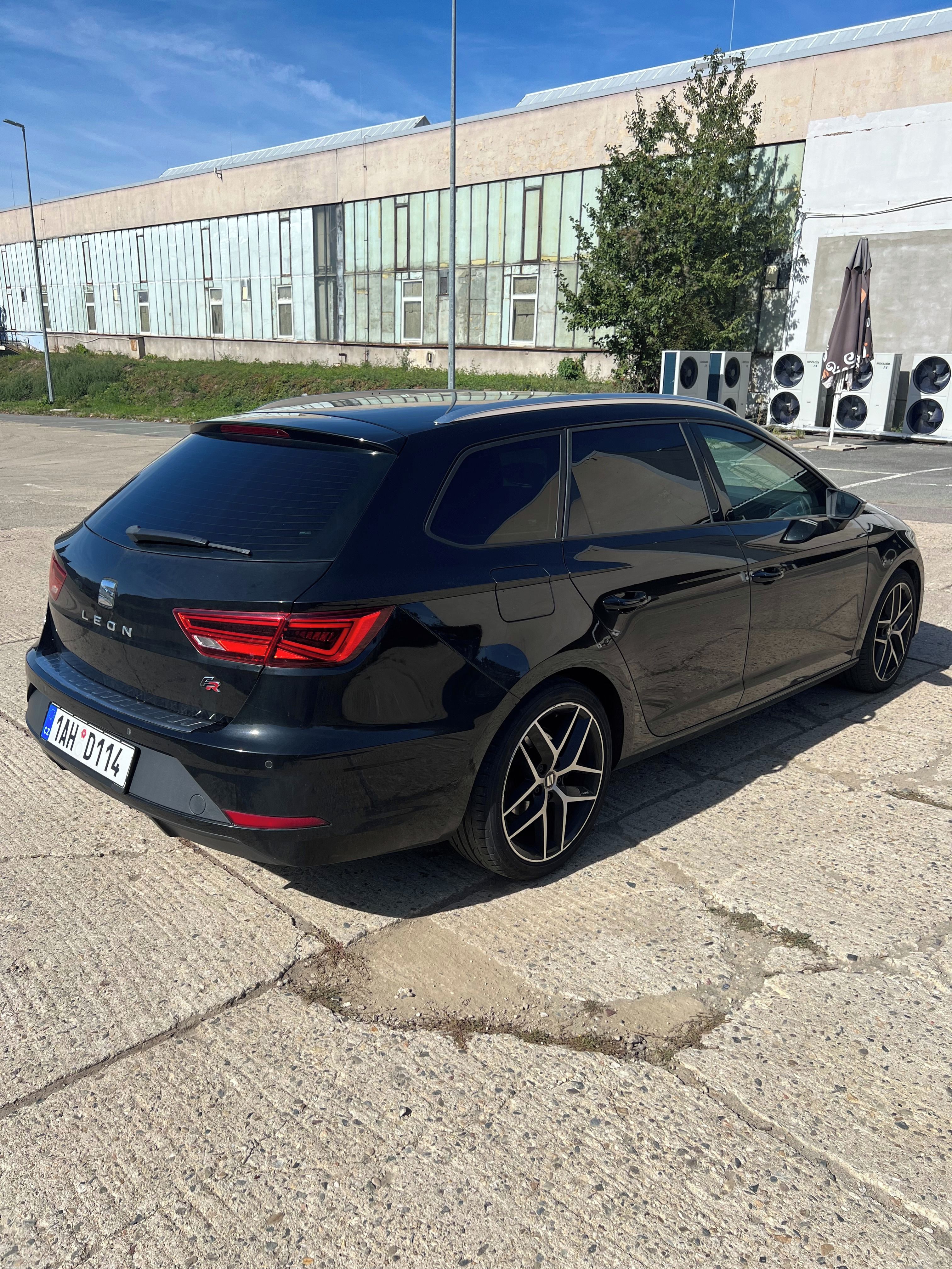 Seat Leon, 2.0 TDI, 135 KW - fotka 3