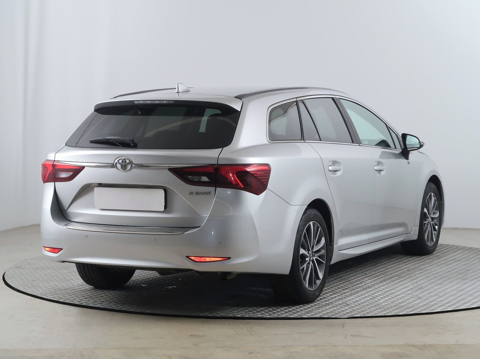 Toyota Avensis, 2.0 D-4D, Serv.kniha - fotka 5