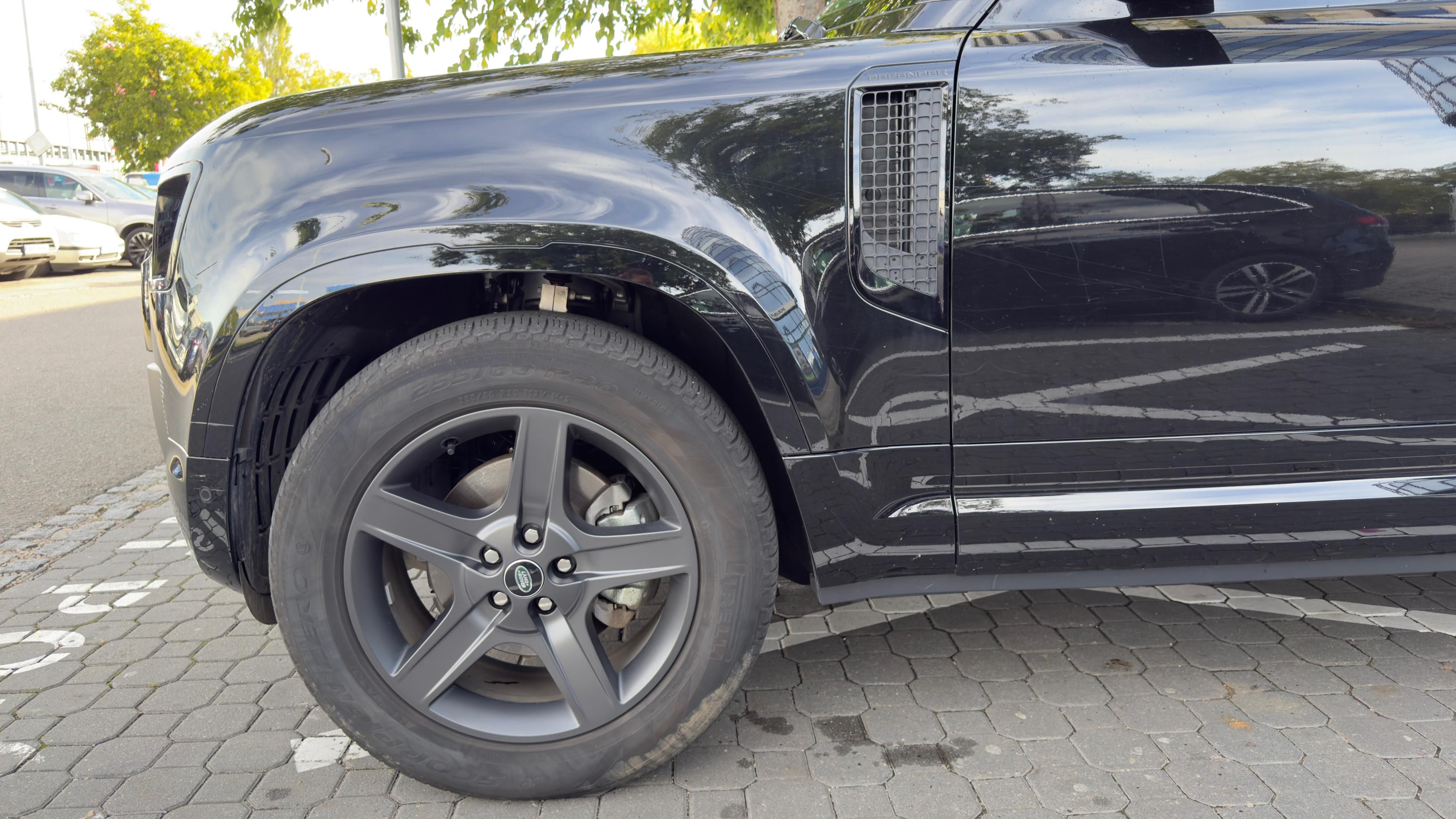 Land Rover Defender, 110 D250 X-Dymanic - fotka 5