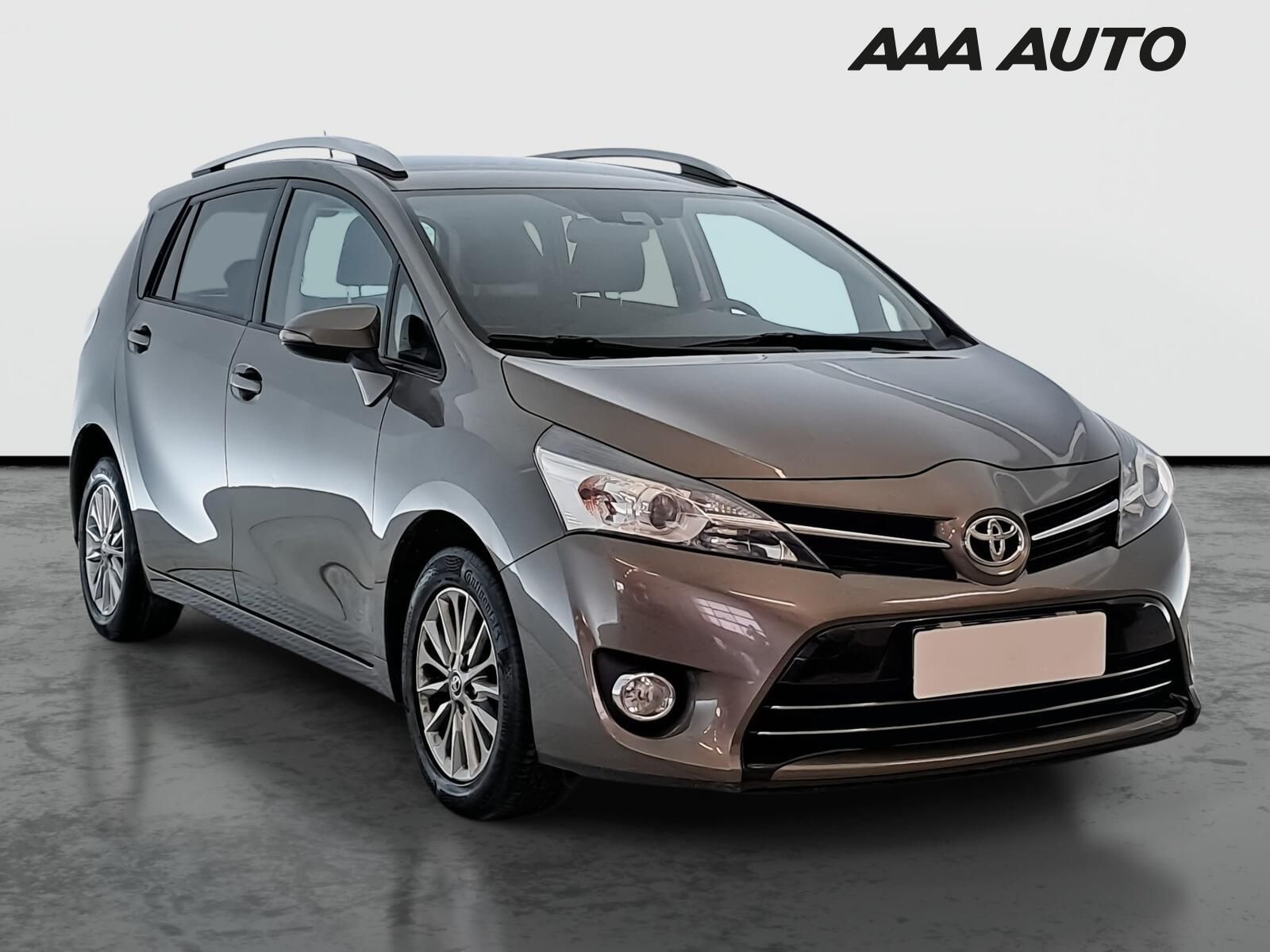 Toyota Verso, 1.6 D-4D, Serv.kniha, Navi