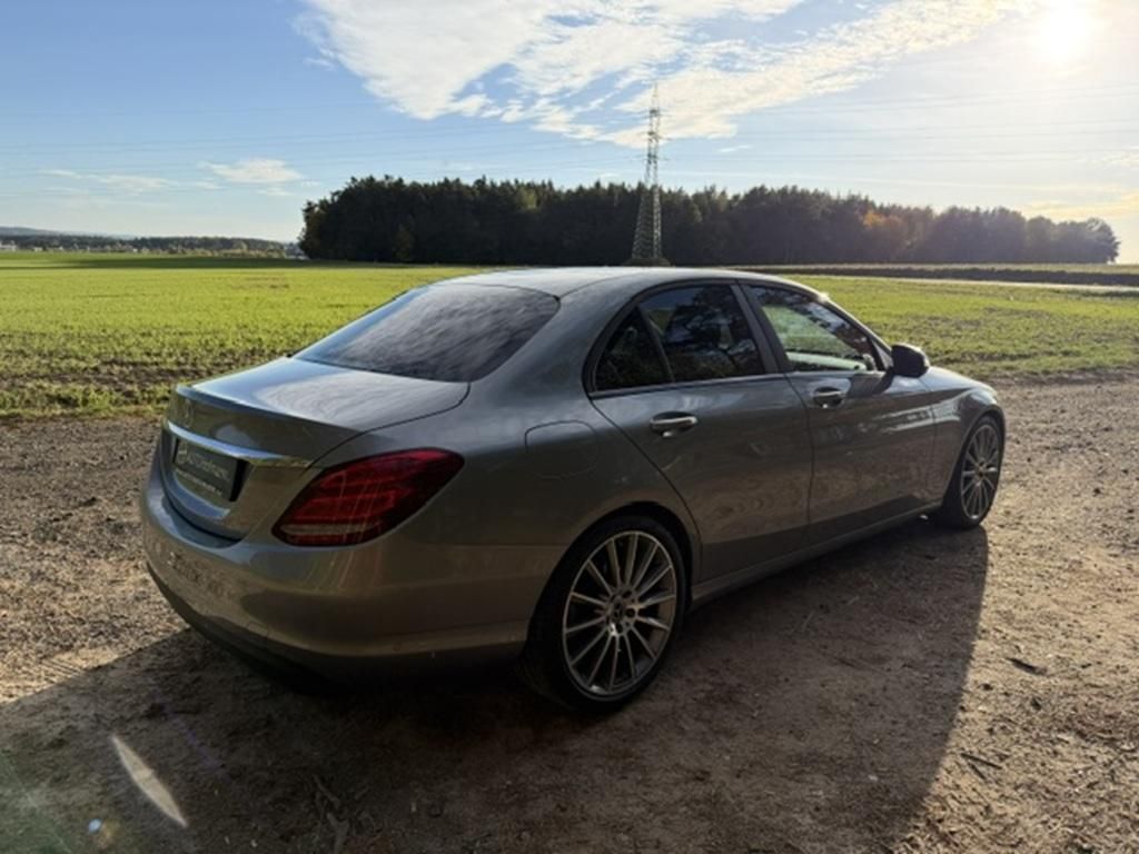 Mercedes-Benz Třídy C, C 180, ČR,AMG PAKET, AUTOMAT - fotka 6