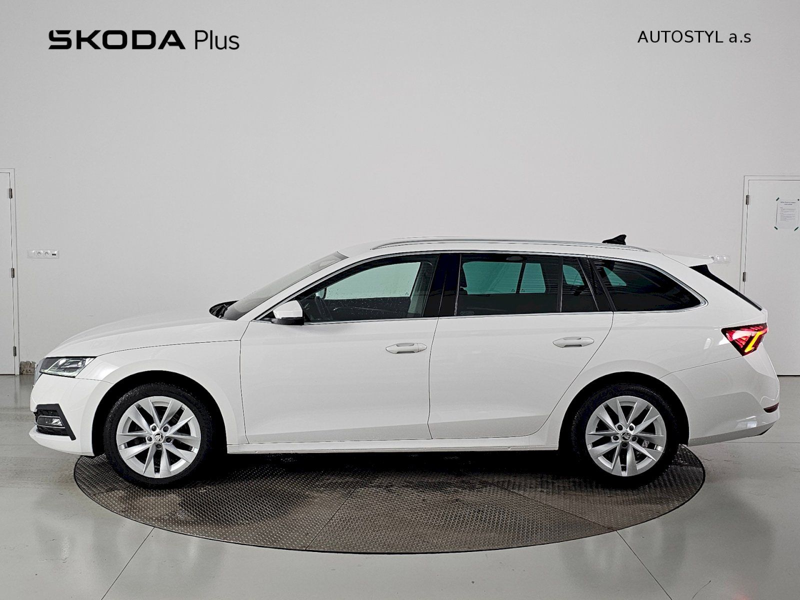 Škoda Octavia, Combi 1.5TSI m-HEV 110kW DSG S - fotka 3