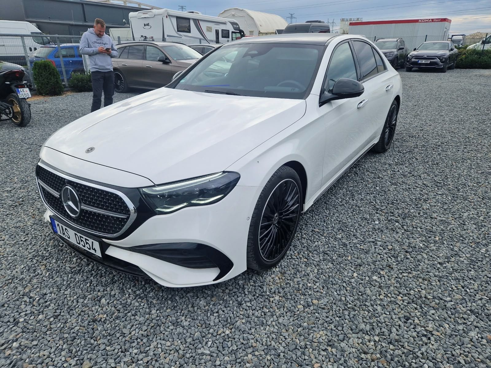 Mercedes-Benz Třídy E, Mercedes BENZ E220d